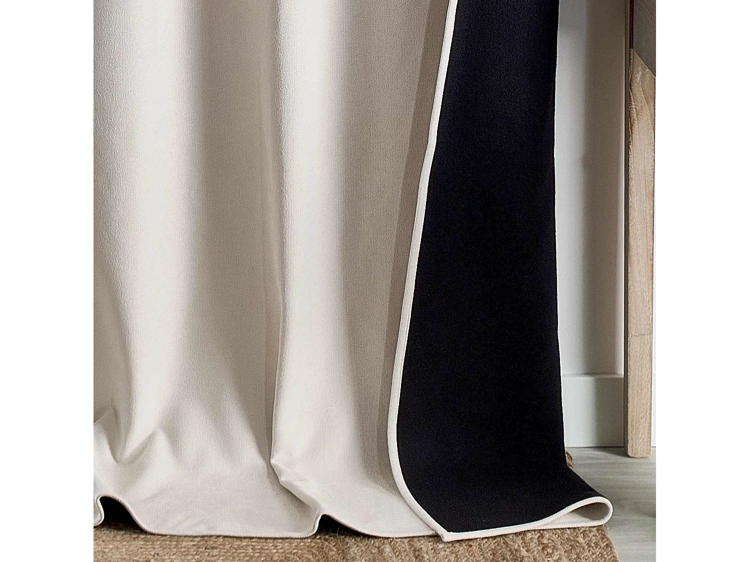 Rideau thermique phonique et semi occultant à galons fronceurs KONFOR