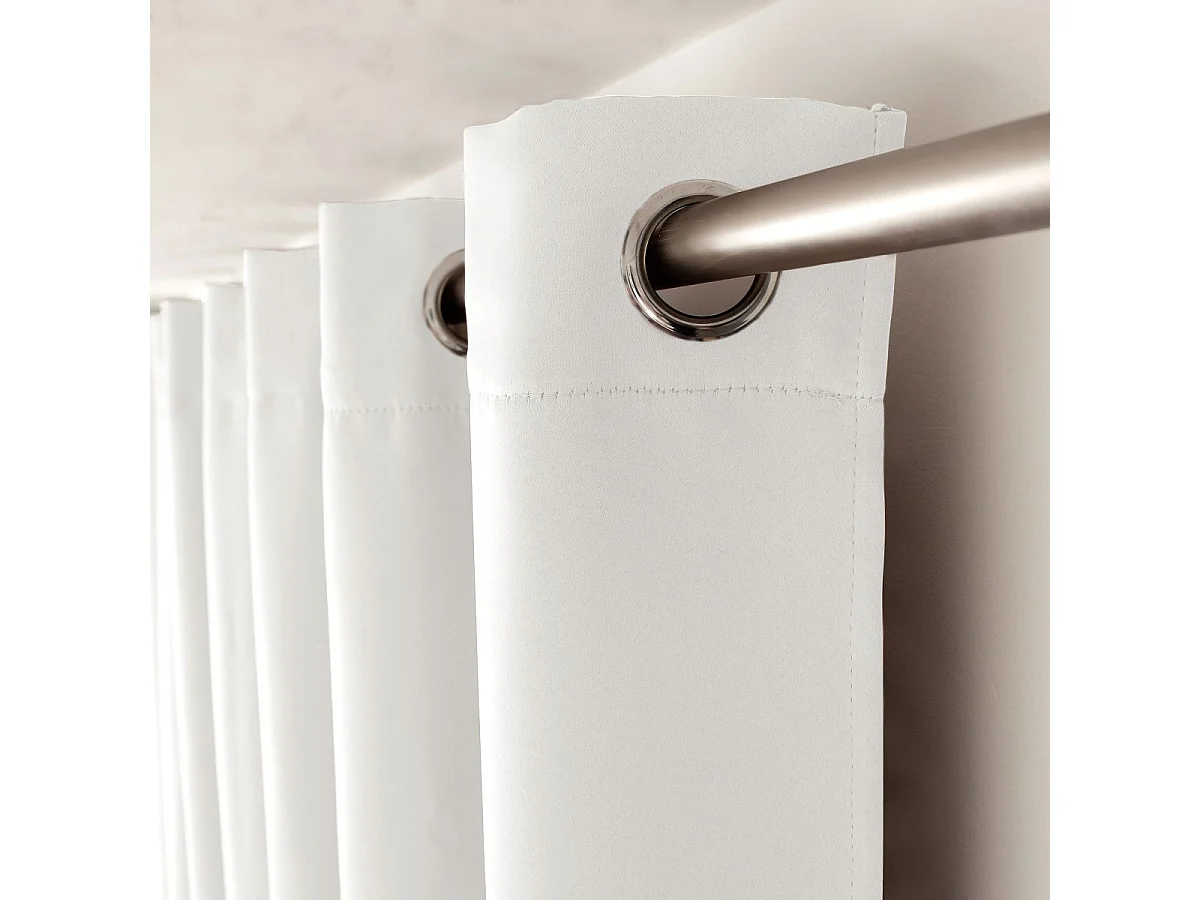 Cortina ocultante unida con 8 ollaos 140 x 240 cm