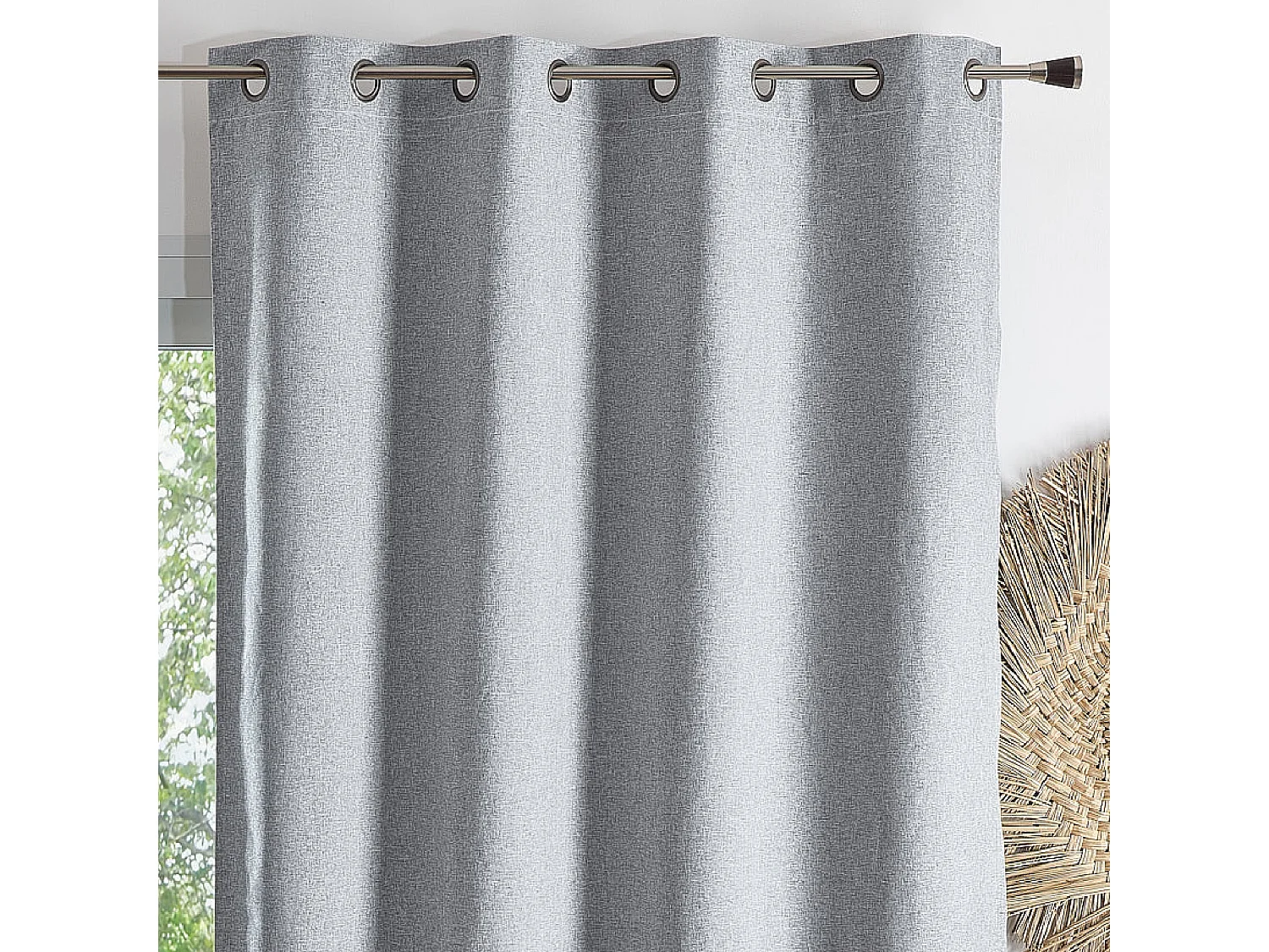 Cortina Opaca y Aislante Térmica Invierno/Verano