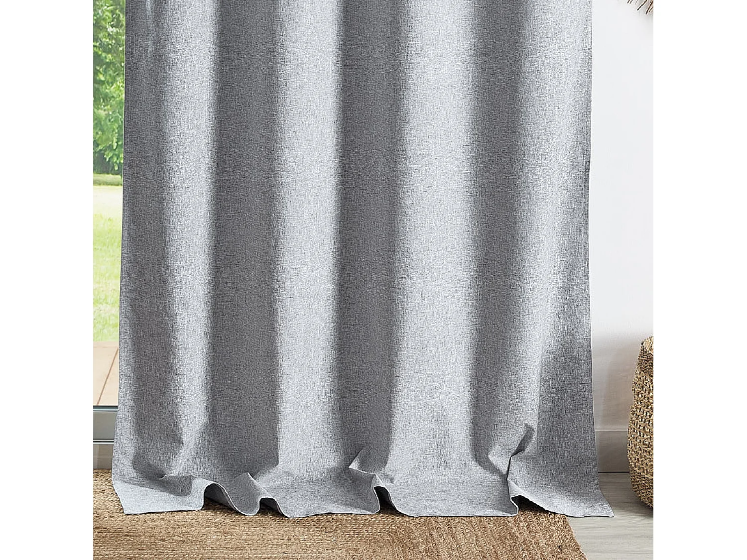 Cortina Opaca y Aislante Térmica Invierno/Verano