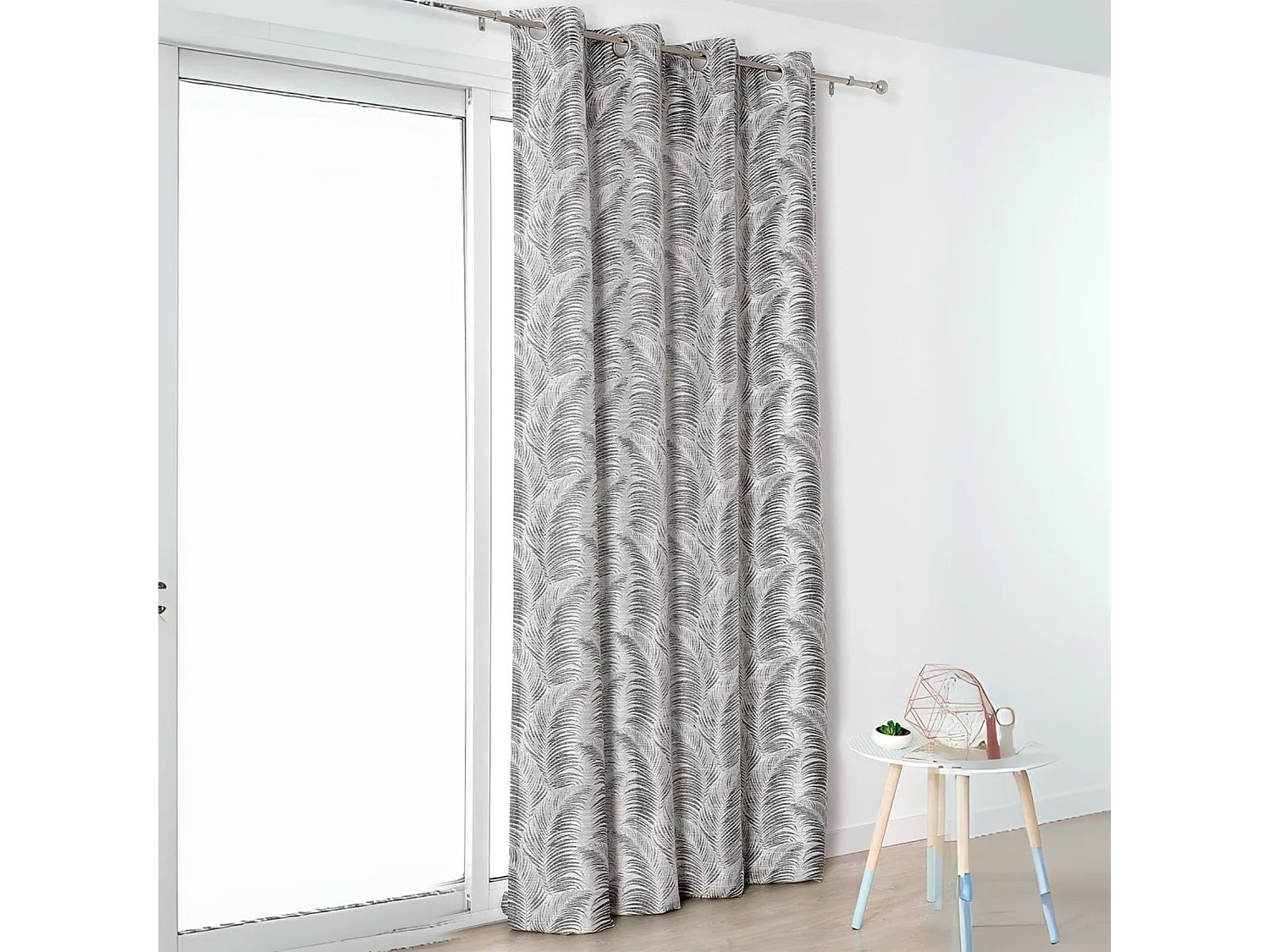 Rideau à oeillets aux motifs palmes