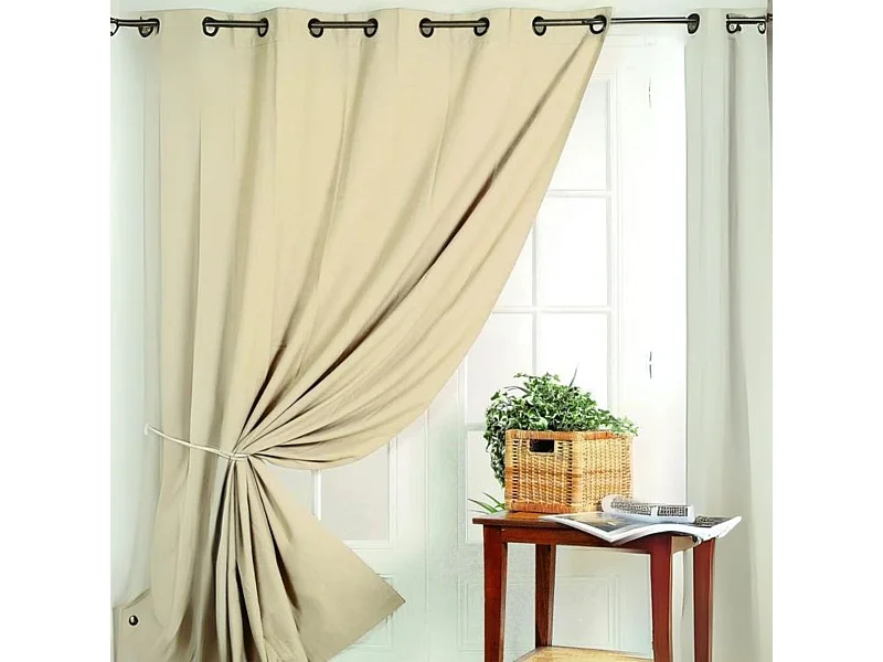 Cortina 100% ocultante visto en el programa de televisión D&CO! 140 x 260 cm