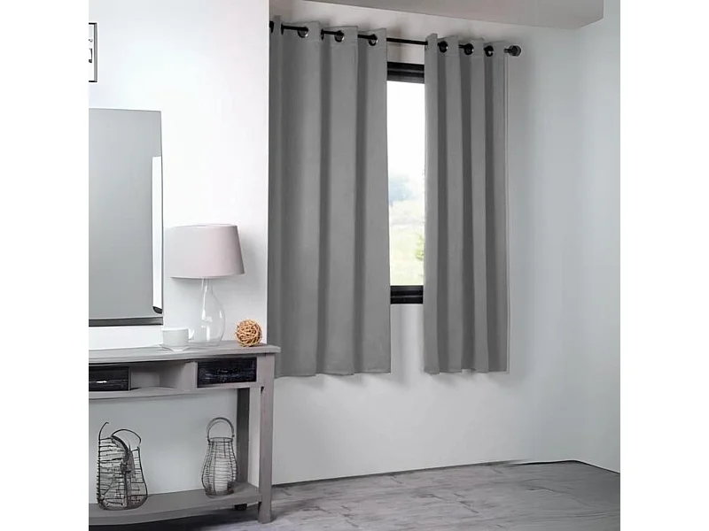 Cortina opaca unida 210gr/m² 135 x 250 cm