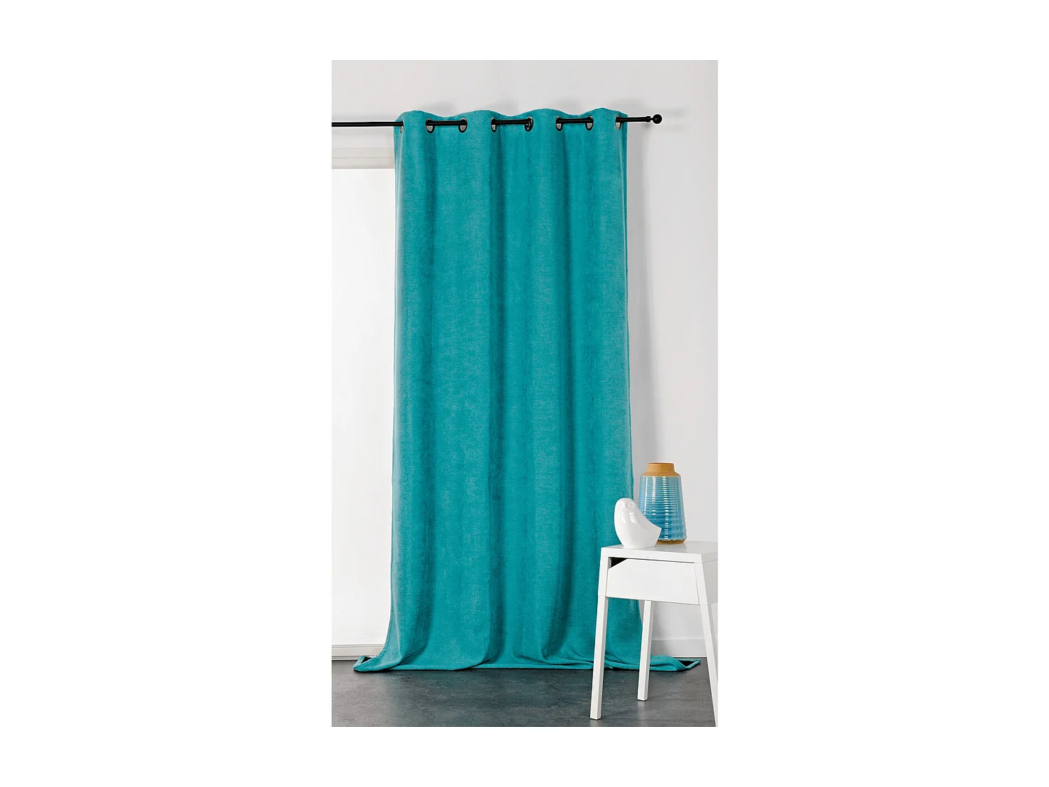 Cortina Alaska aislante y 100% opaca