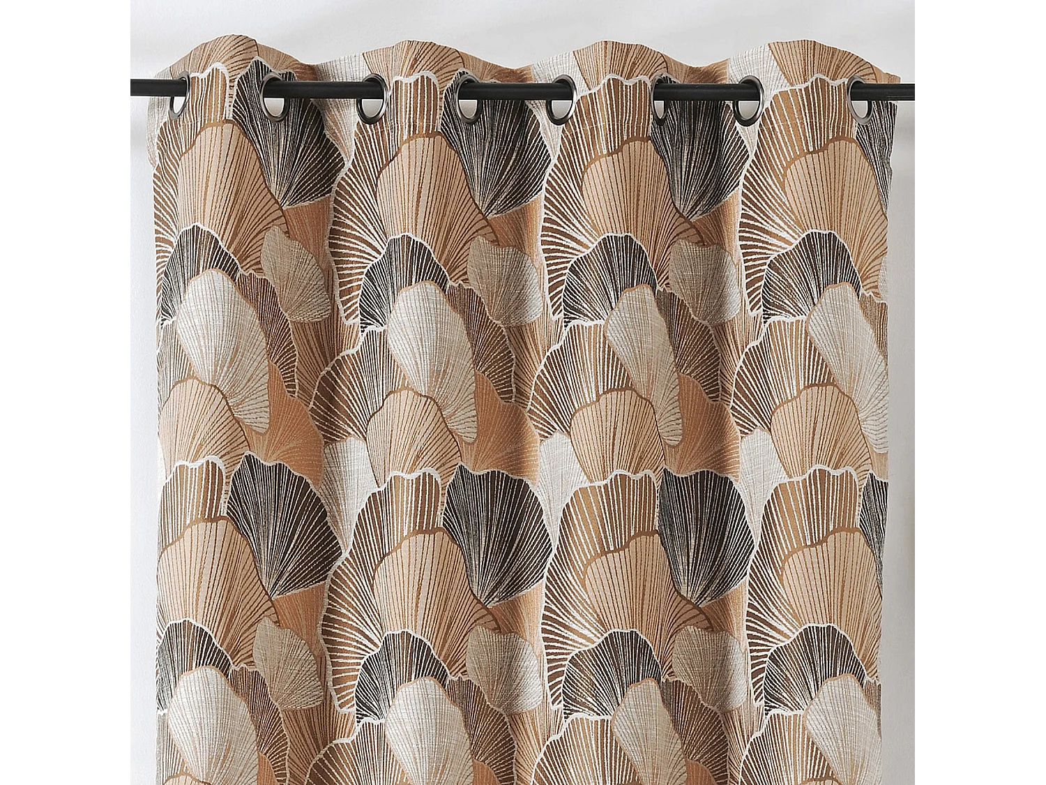 Cortina estampada de pétalos de flores 135 x 240 cm