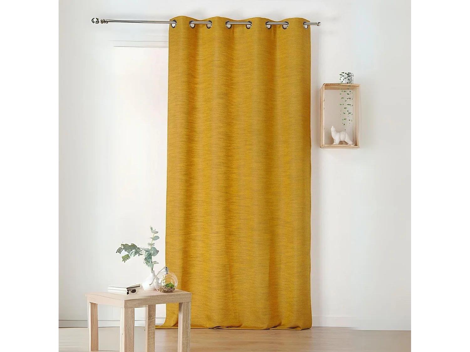 Rideau uni et dépolluant