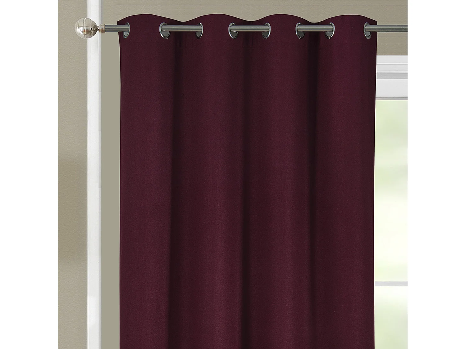 Cortina lisa opaca y térmica