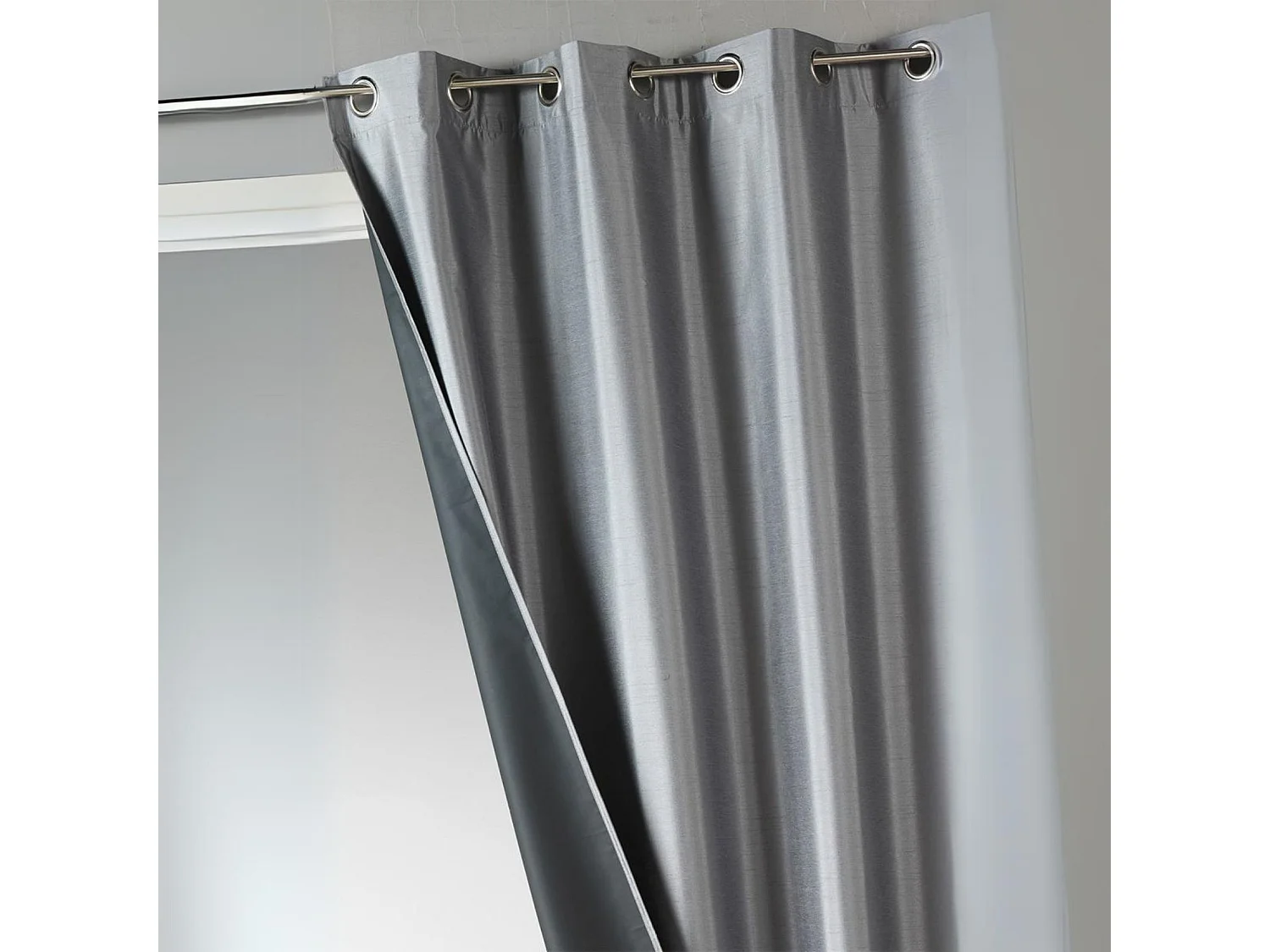 Cortina lisa en shantung ocultante 3 capas 140 x 260 cm