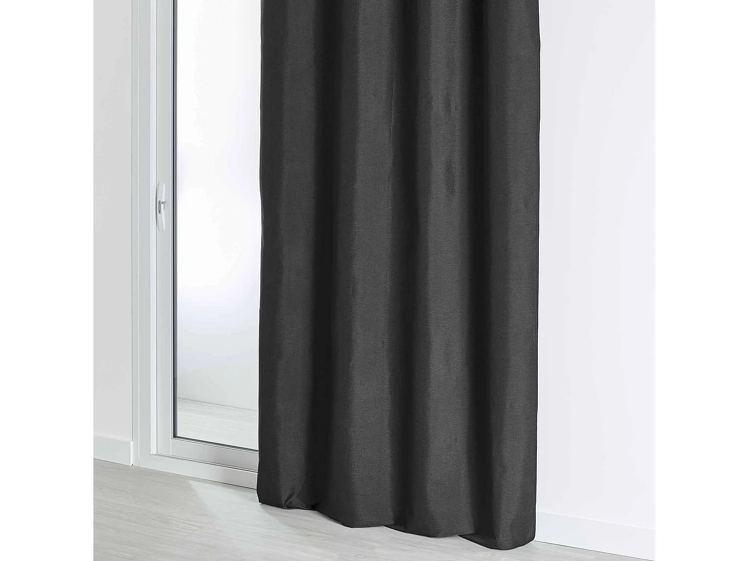 Forro universal oscurecedor y térmico