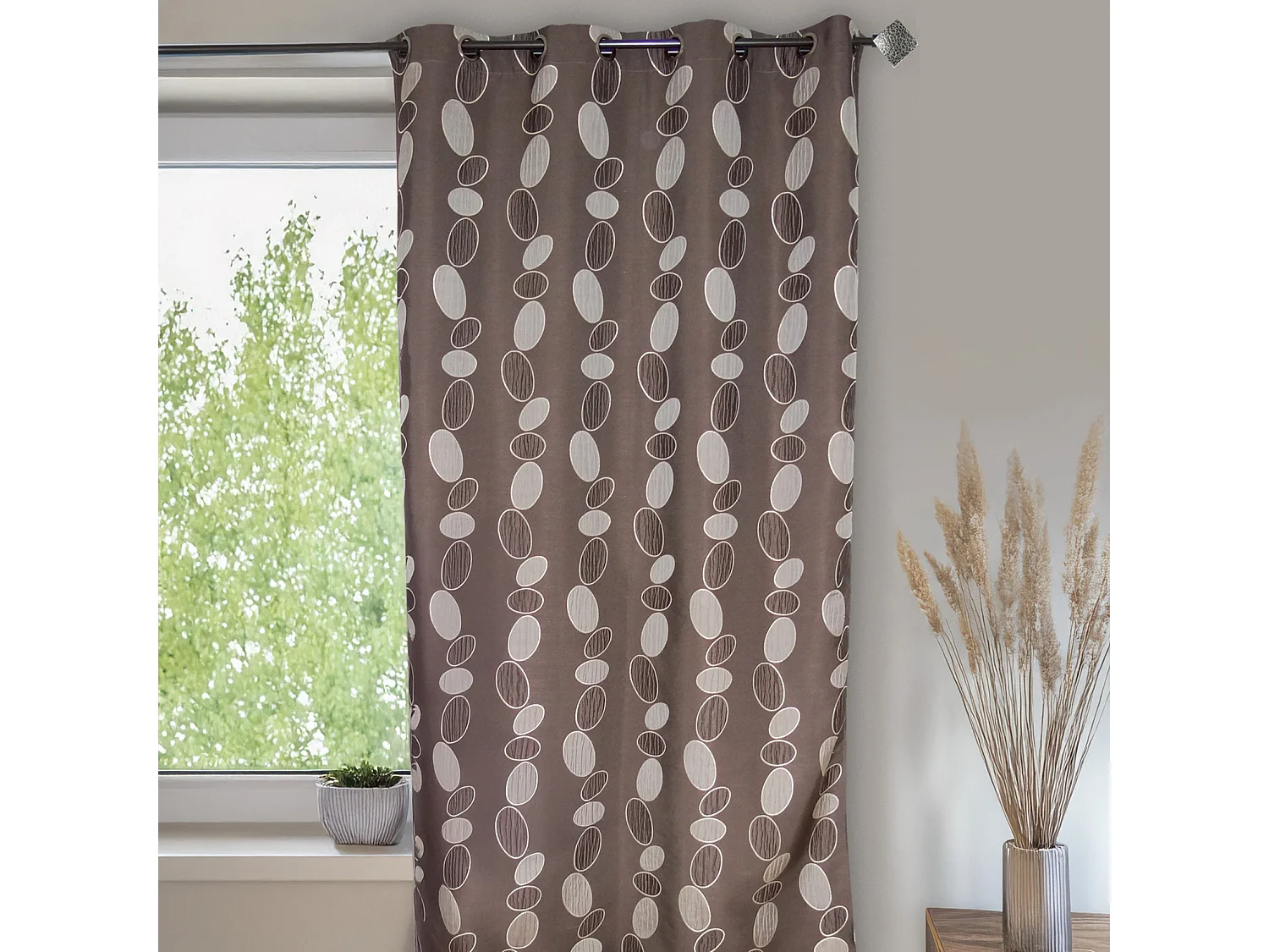 Cortina en Jacquard Piedras Chocolate 135 x 260 cm