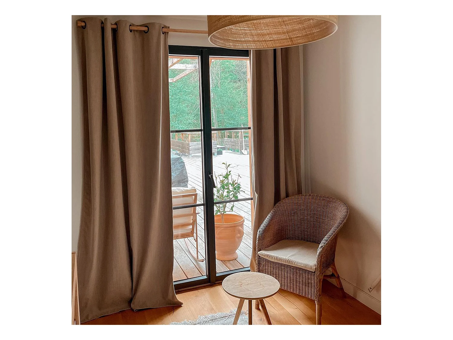 Rideau obscurcissant et isolant à effet tissé