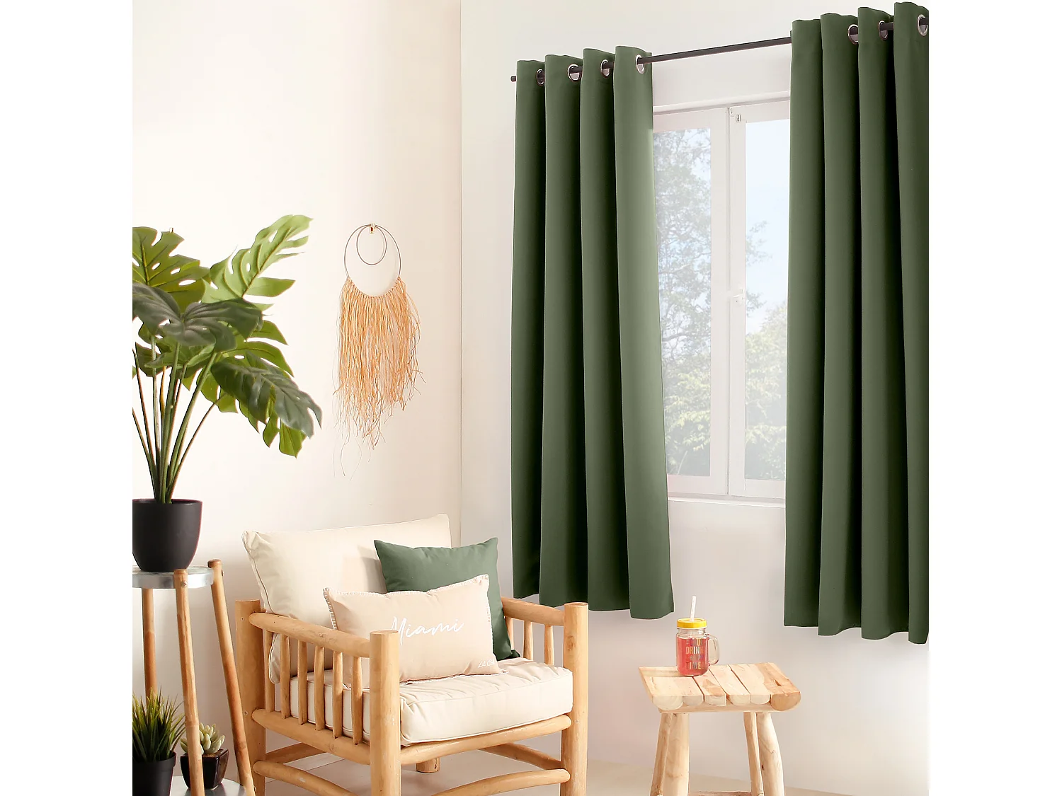 Cortina ocultante unida con 8 ollaos 140 x 180 cm