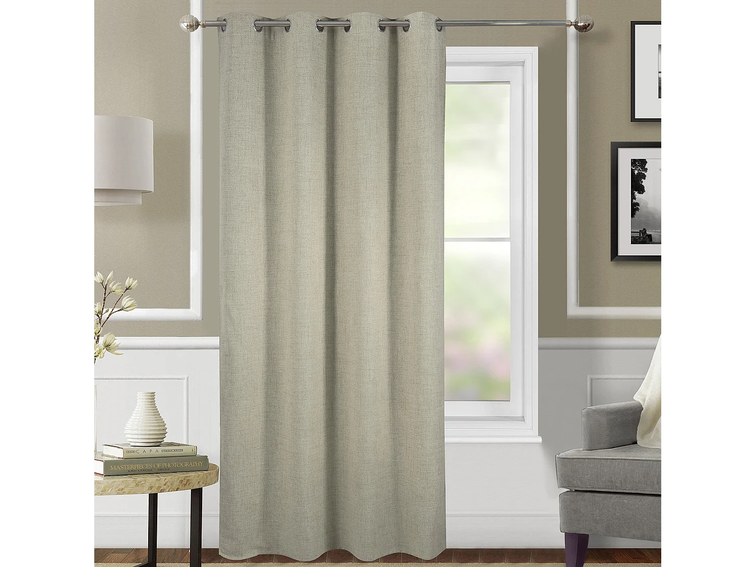 Cortina lisa opaca y térmica