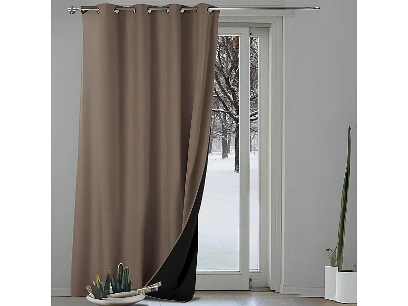 Cortina antifrío doble forrada de polar