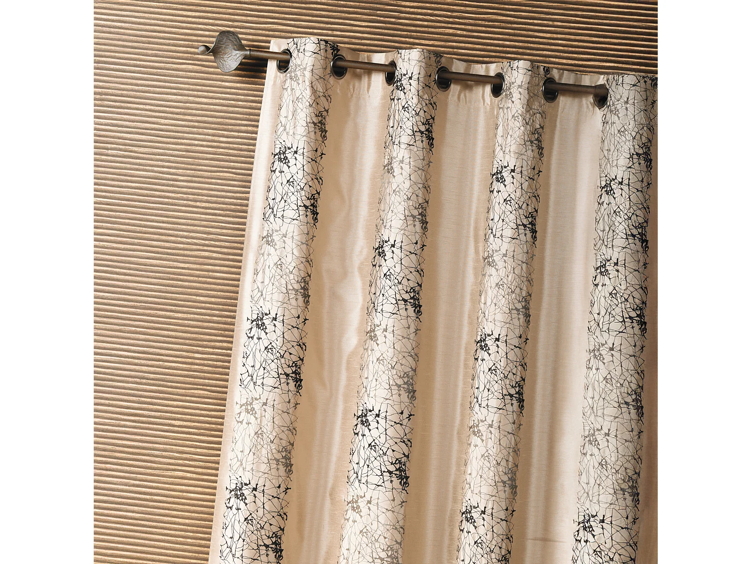Cortina en shantung bordado tratoria 140 x 260 cm