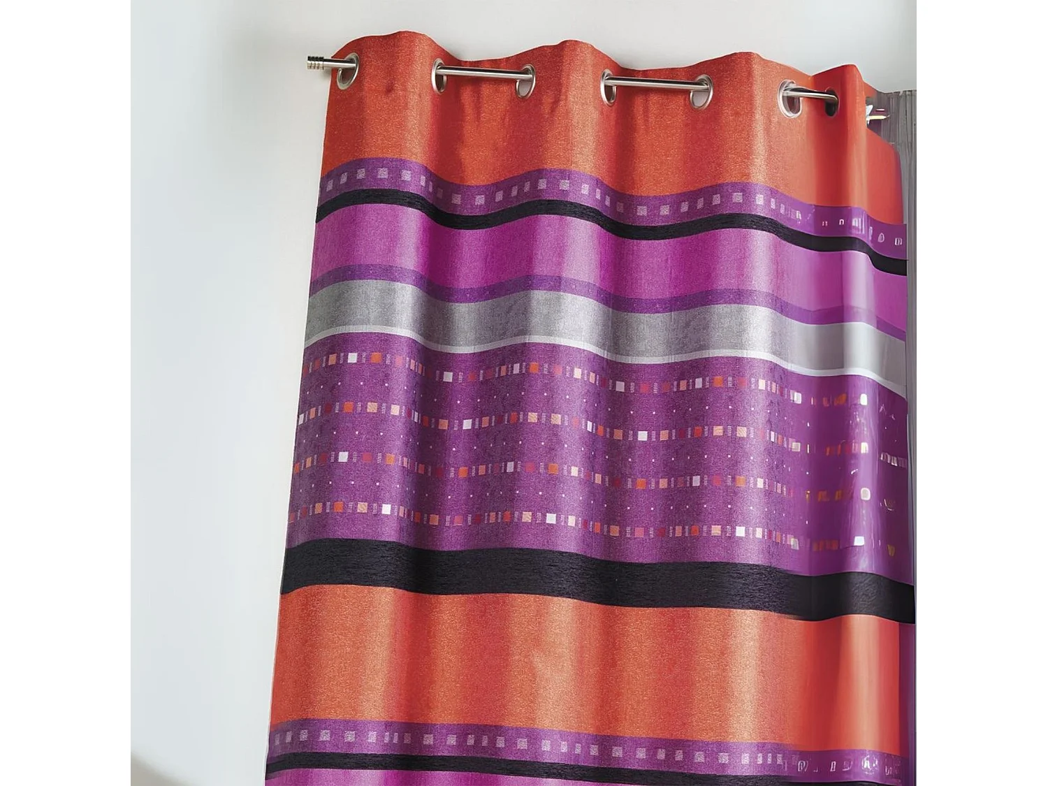 Rideau en jacquard à rayures horizontales graphiques