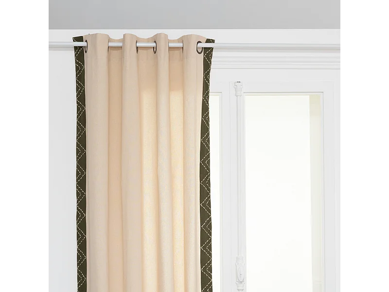 Cortina con bordados geométricos 140 x 260 cm