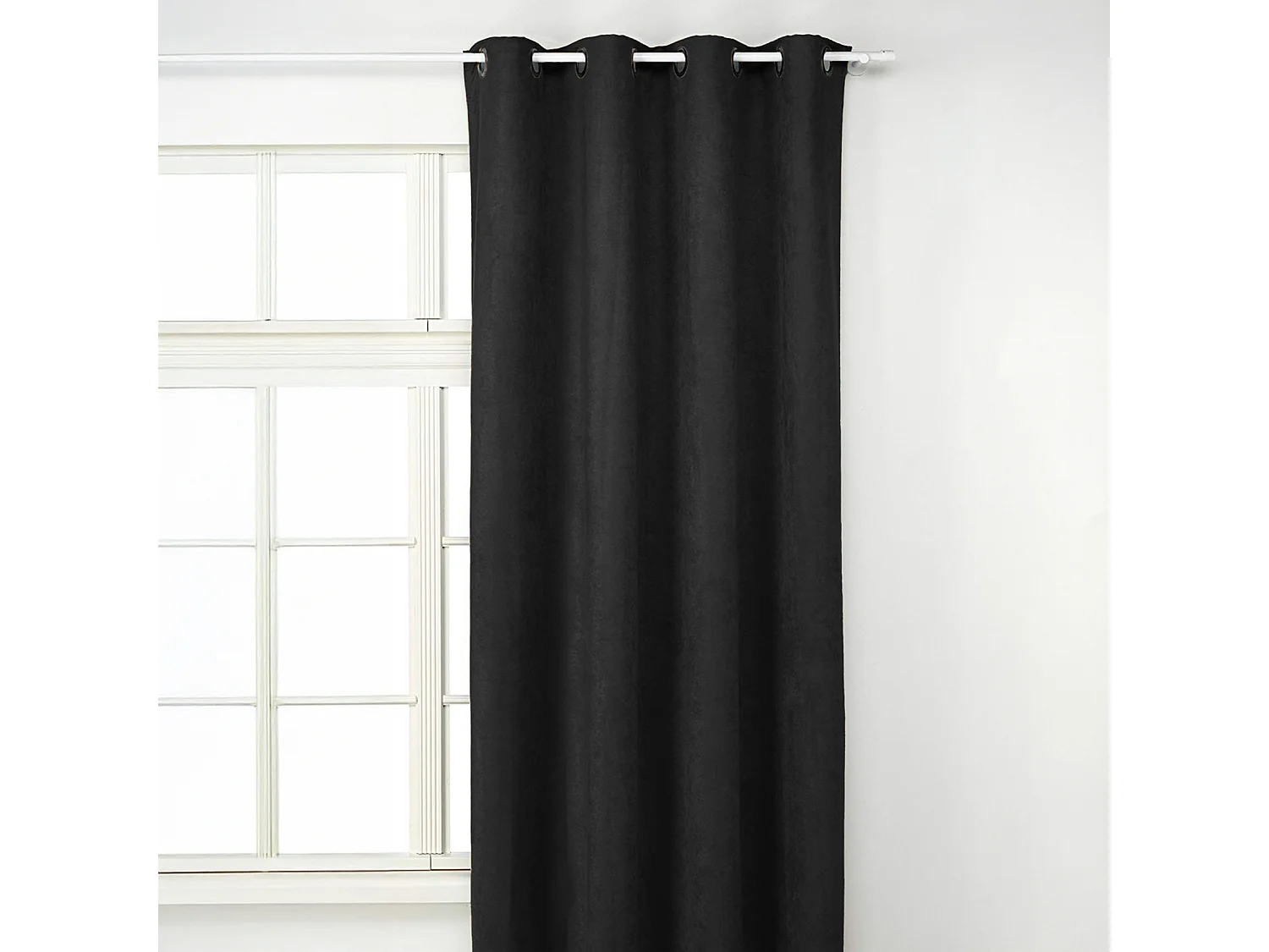 Cortina lisa aspecto "gamuza"