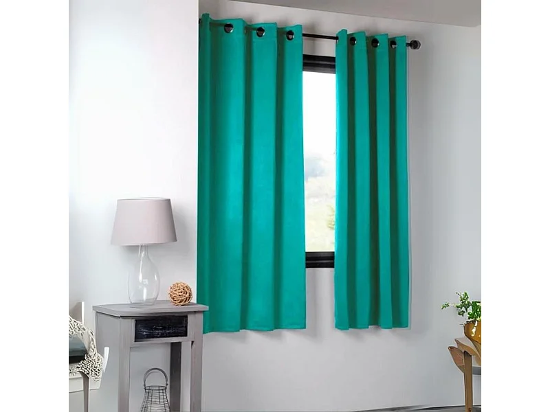 Cortina opaca unida 210gr/m² 135 x 180 cm
