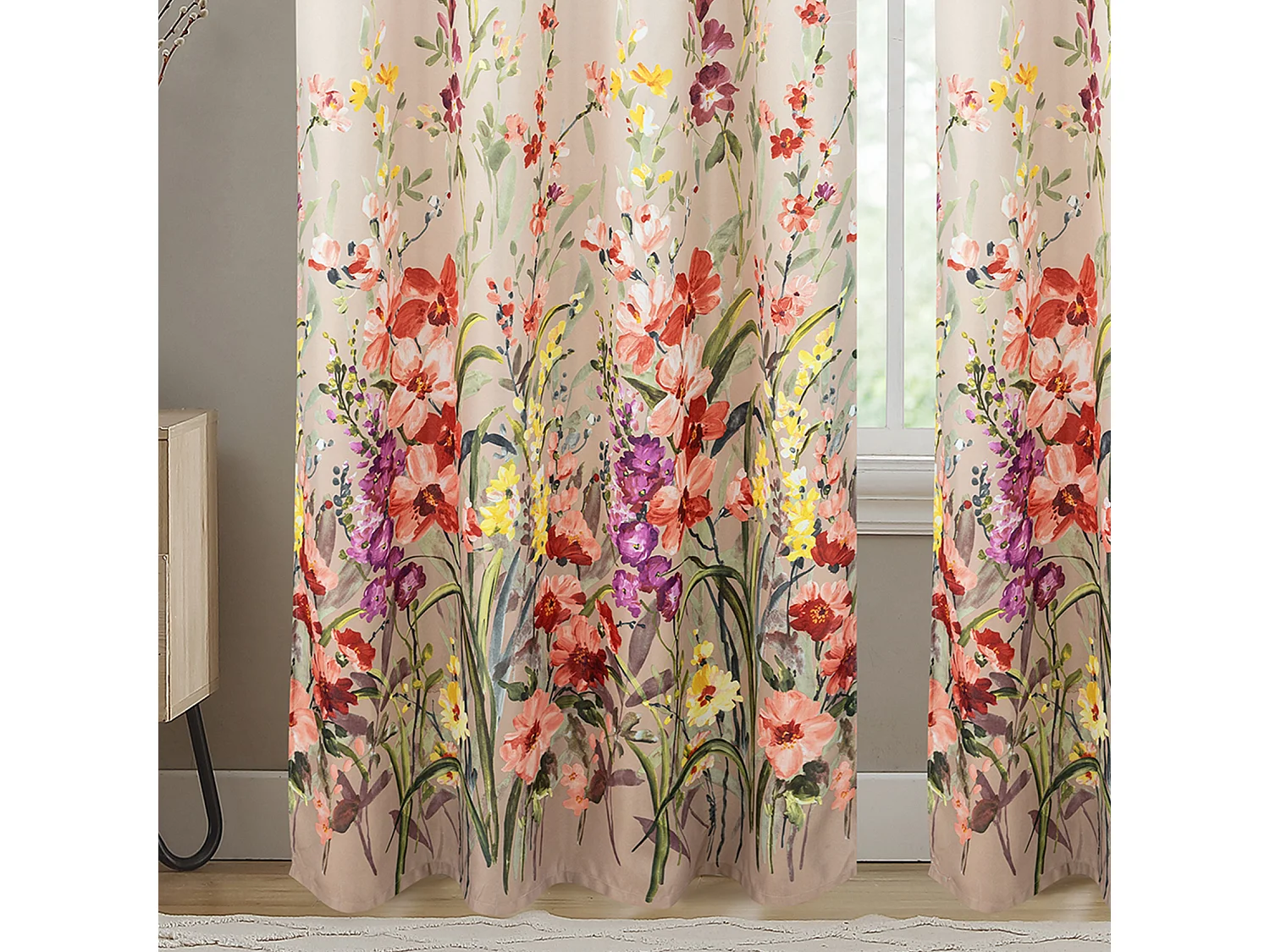 Par de Cortinas con Ojales y Motivo Floral Multicolor 140 x 260 cm