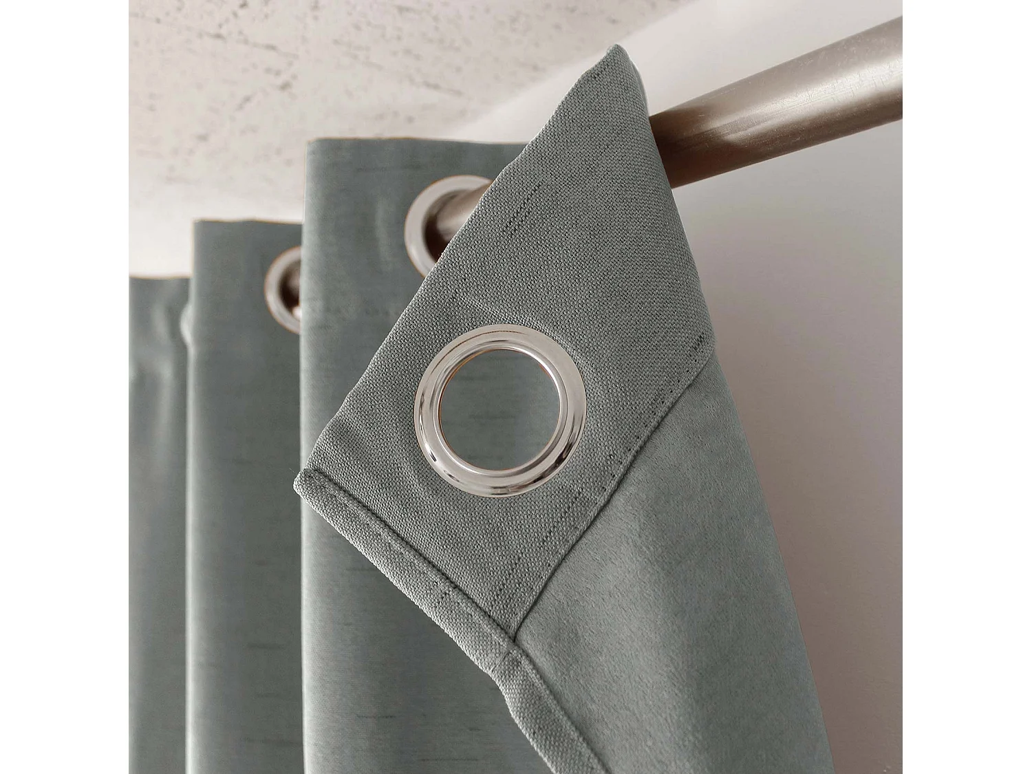 Einfarbiger Verdunkelungsvorhang mit geflochtenem Effekt 140 x 240 cm