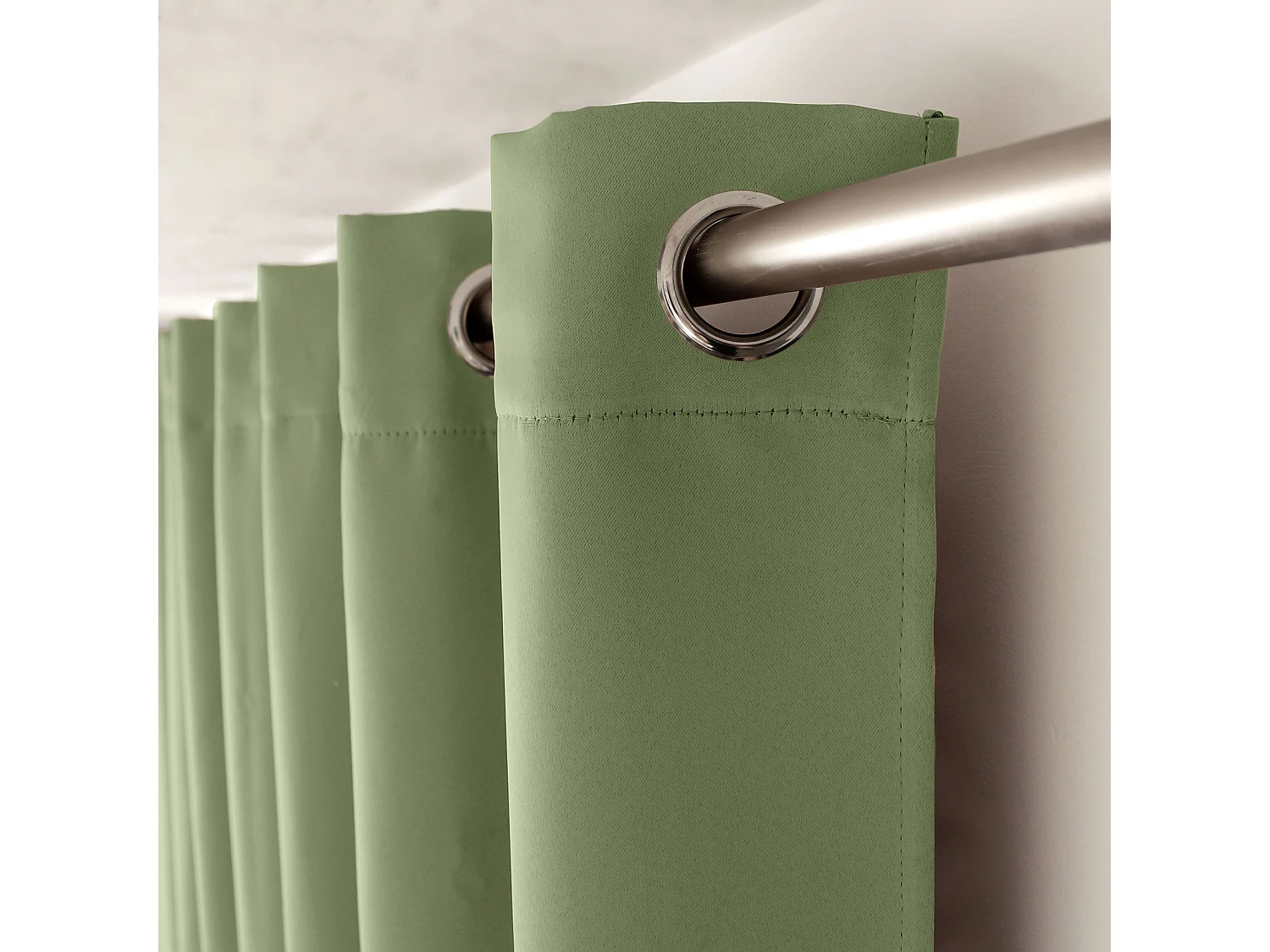 Cortina opaca lisa con 8 ojales, 100% poliéster, 140 x 240 cm, 210g/m², lavable en lavadora