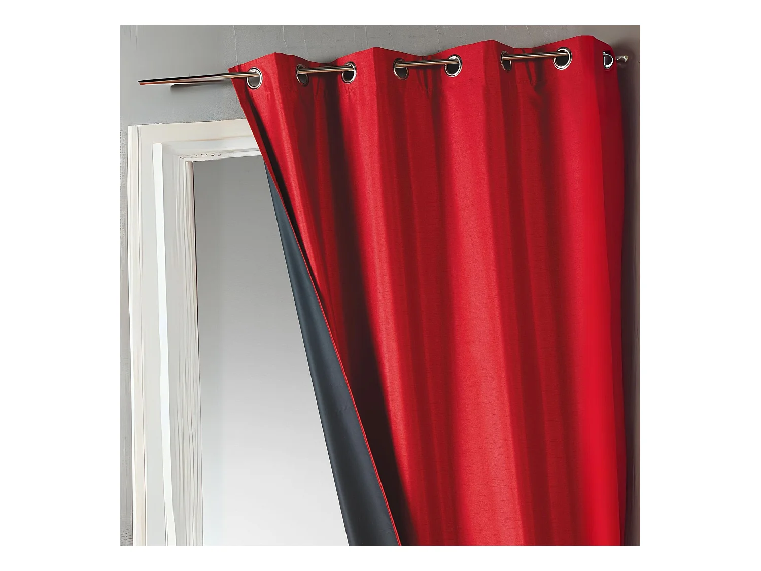 Rideau uni en shantung 100% occultant 3 couches