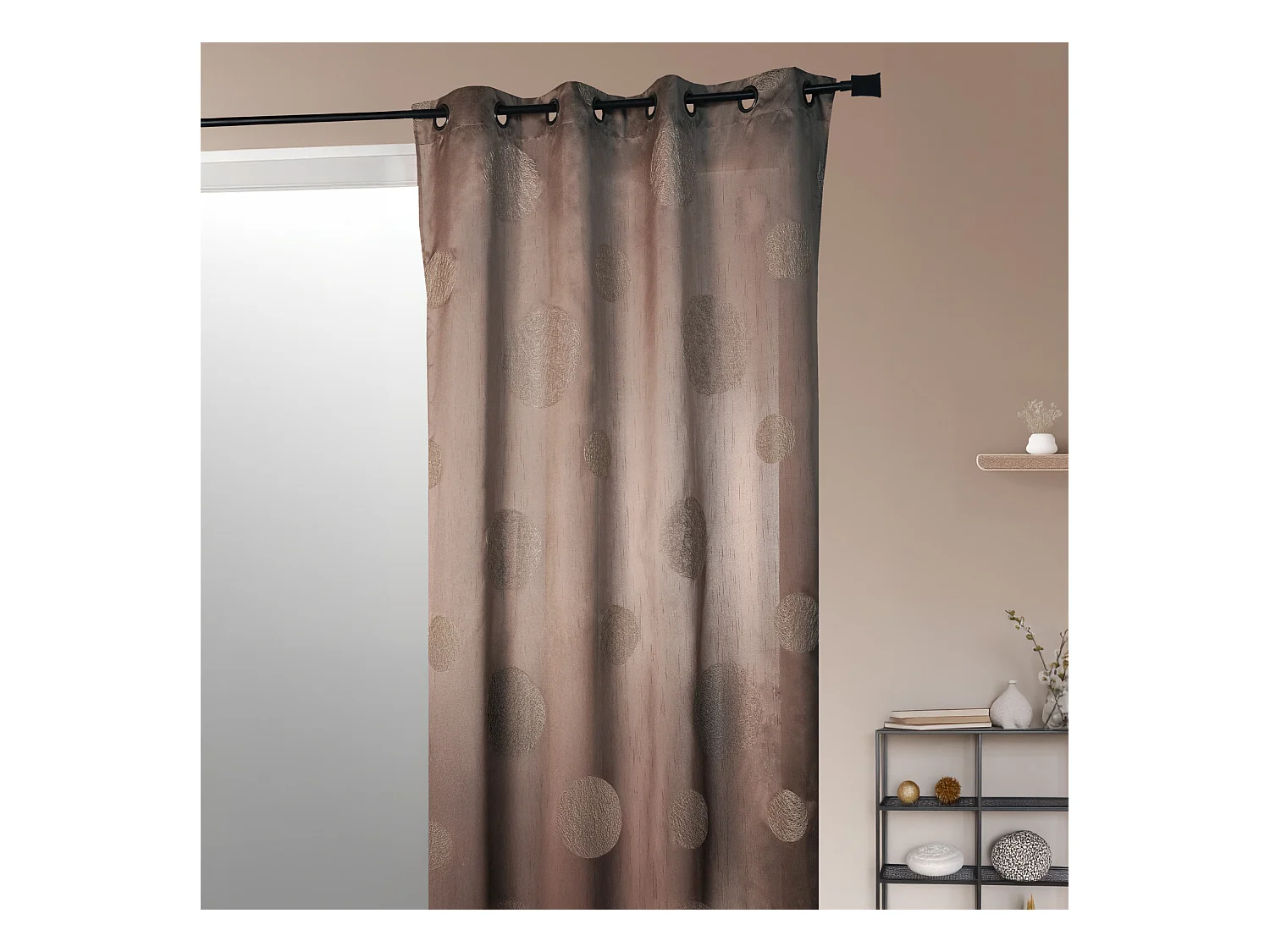 Rideau Taupe en Shantung Brodé 'Ronds Mêlés'