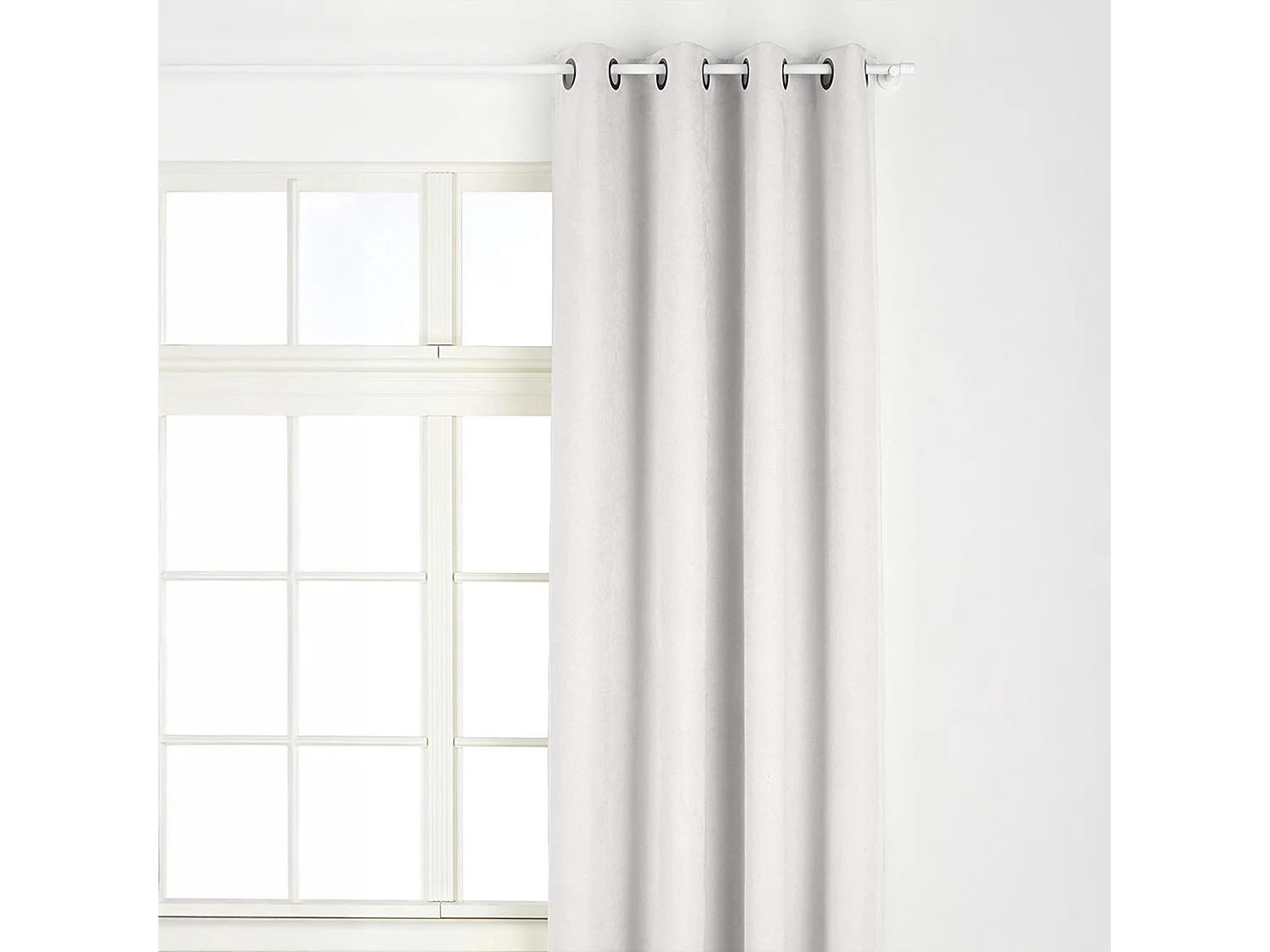 Cortina lisa aspecto "gamuza"