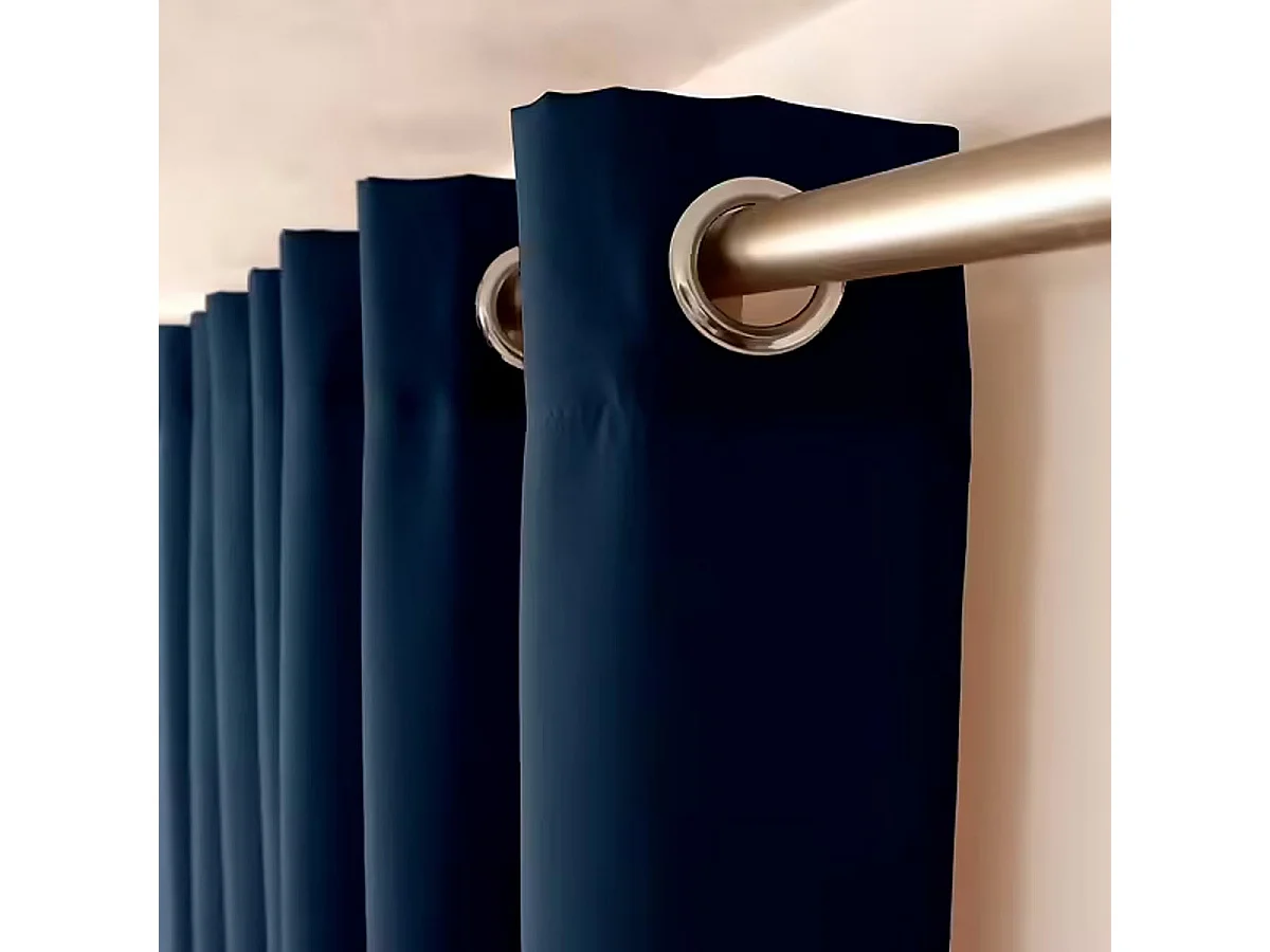 Cortina unida con ollaos