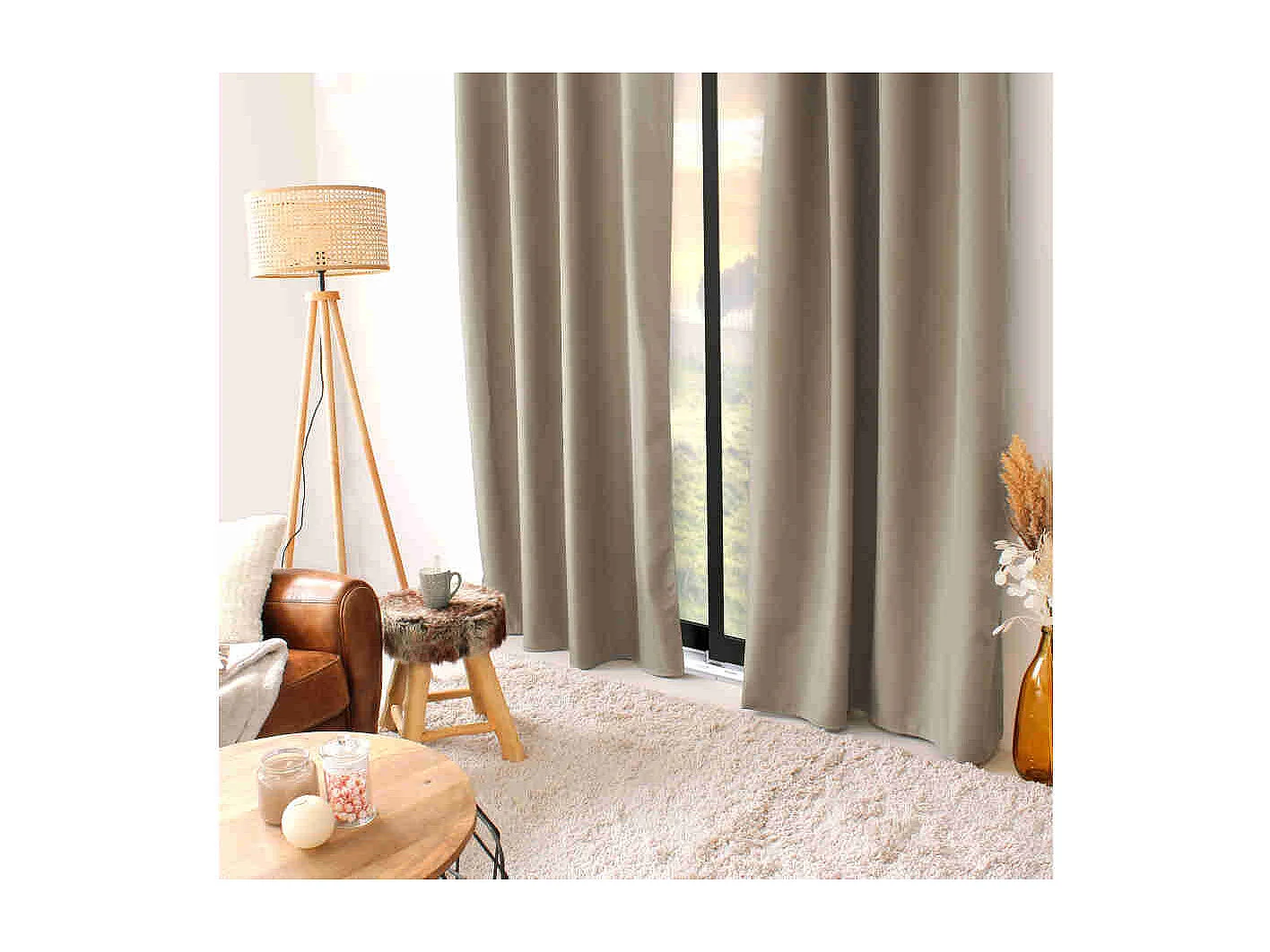 Cortina térmica de microfibra forrada