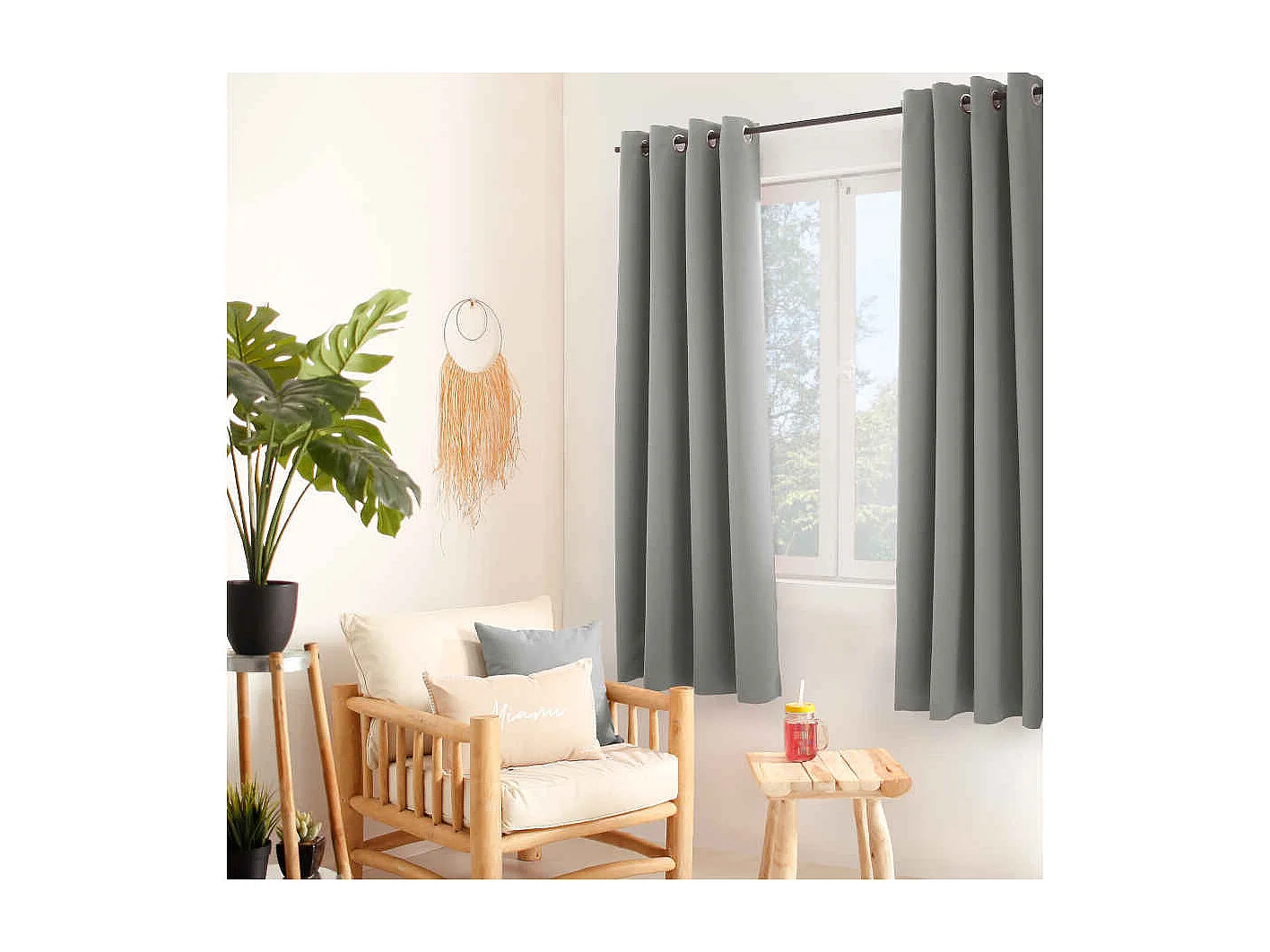 Cortina térmica de microfibra forrada