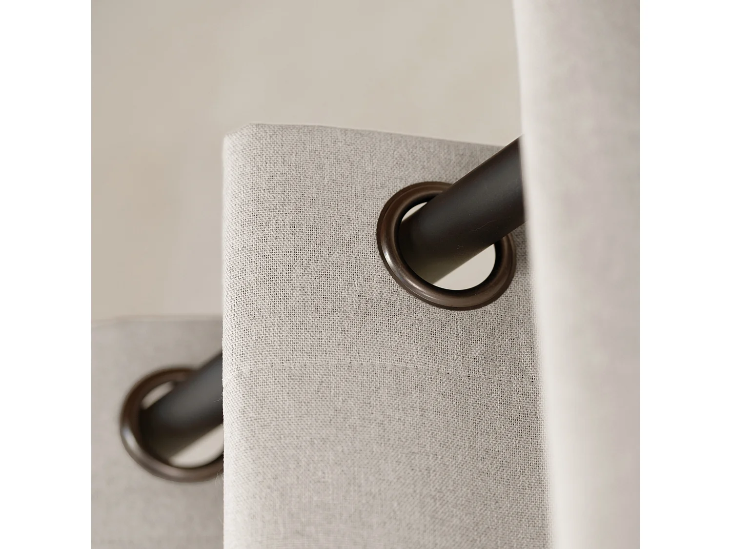 Cortina 100% opaca de doble cara para muebles 135 x 260 cm