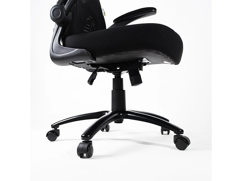 Sedia Ufficio EN 1335 Certificata Poltrona Ergonomica Girevole Regolabile con Braccioli e Poggiatesta in Tessuto, Nero - ZIK