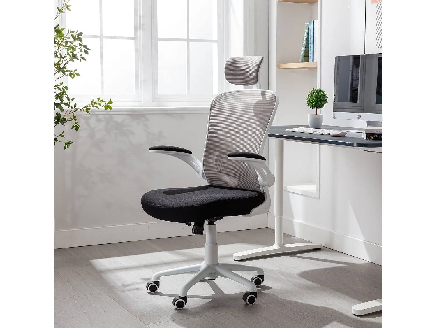 Cadeira de escritório ergonómica com apoios para os braços e apoio de cabeça oscilante, branca e cinzenta - ZIK