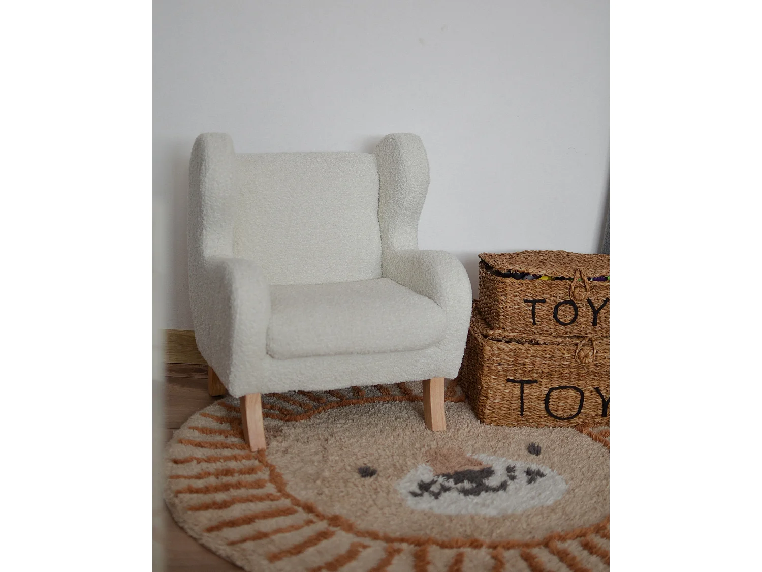 Fauteuil pour enfant en bouclé blanc cassé FARUM