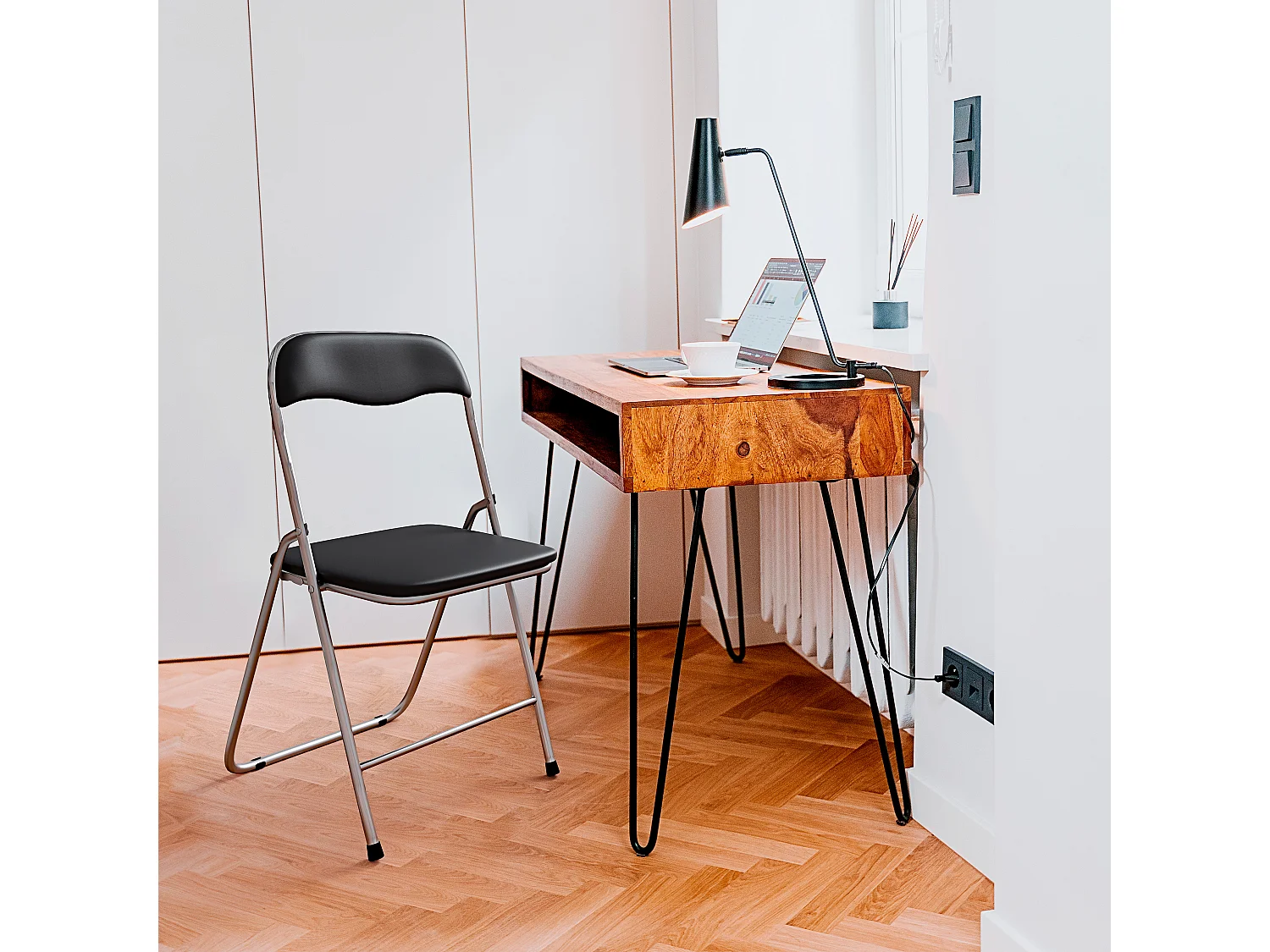 Set 6 Sedia Pieghevole Slim Opaca Metallo Sedie Salvaspazio Ufficio Casa Campeggio Salotto Cucina Ecopelle Comoda Seduta Imbottita 78x44x44 cm Nero