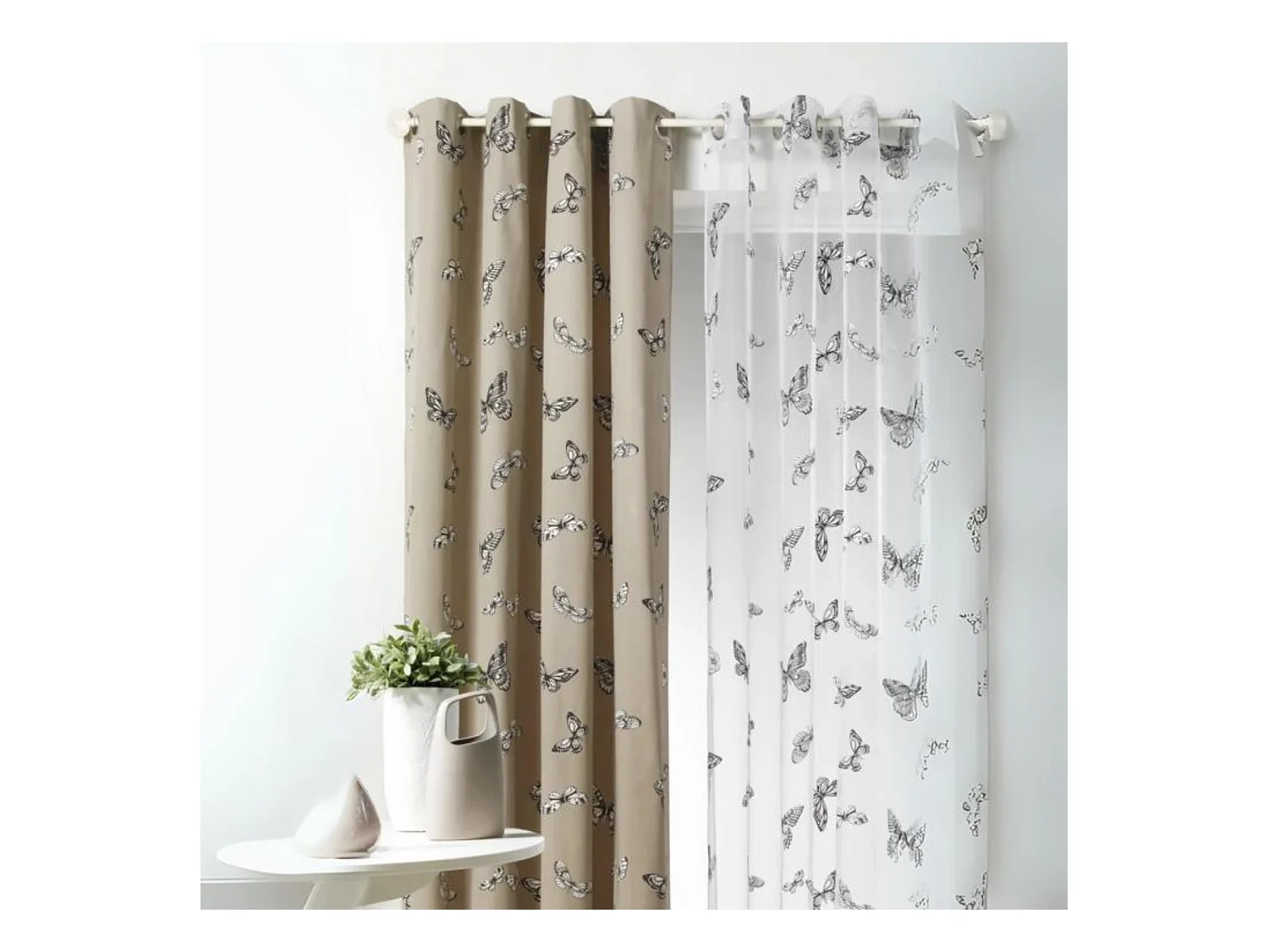 Fertigvorhang Voile "Schmetterlinge" 140 x 240 cm