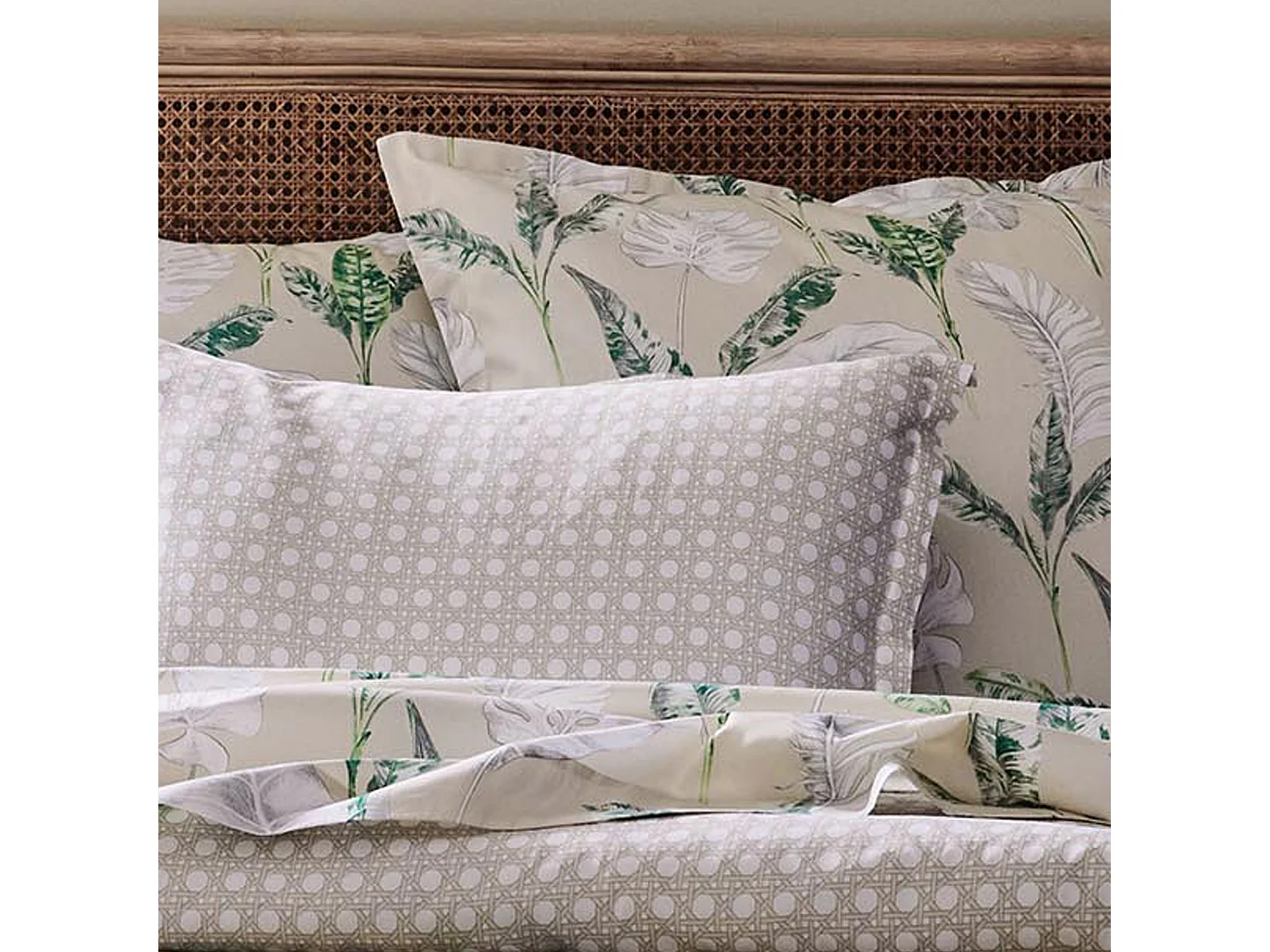 Drap housse en satin aux impressions de cannage