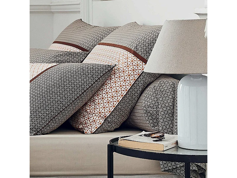 Funda de almohada de percal con diseño gráfico