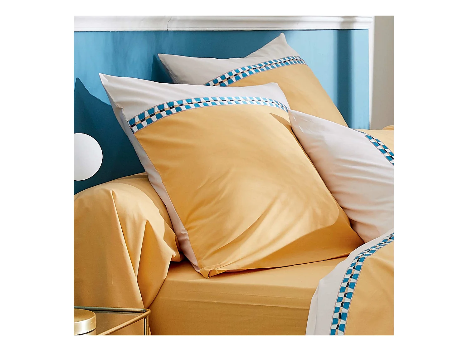 Taie d'oreiller percale avec galon