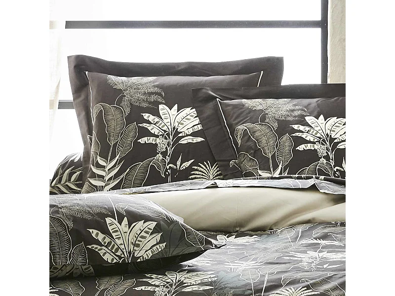Taie d'oreiller en satin aux feuilles tropicales