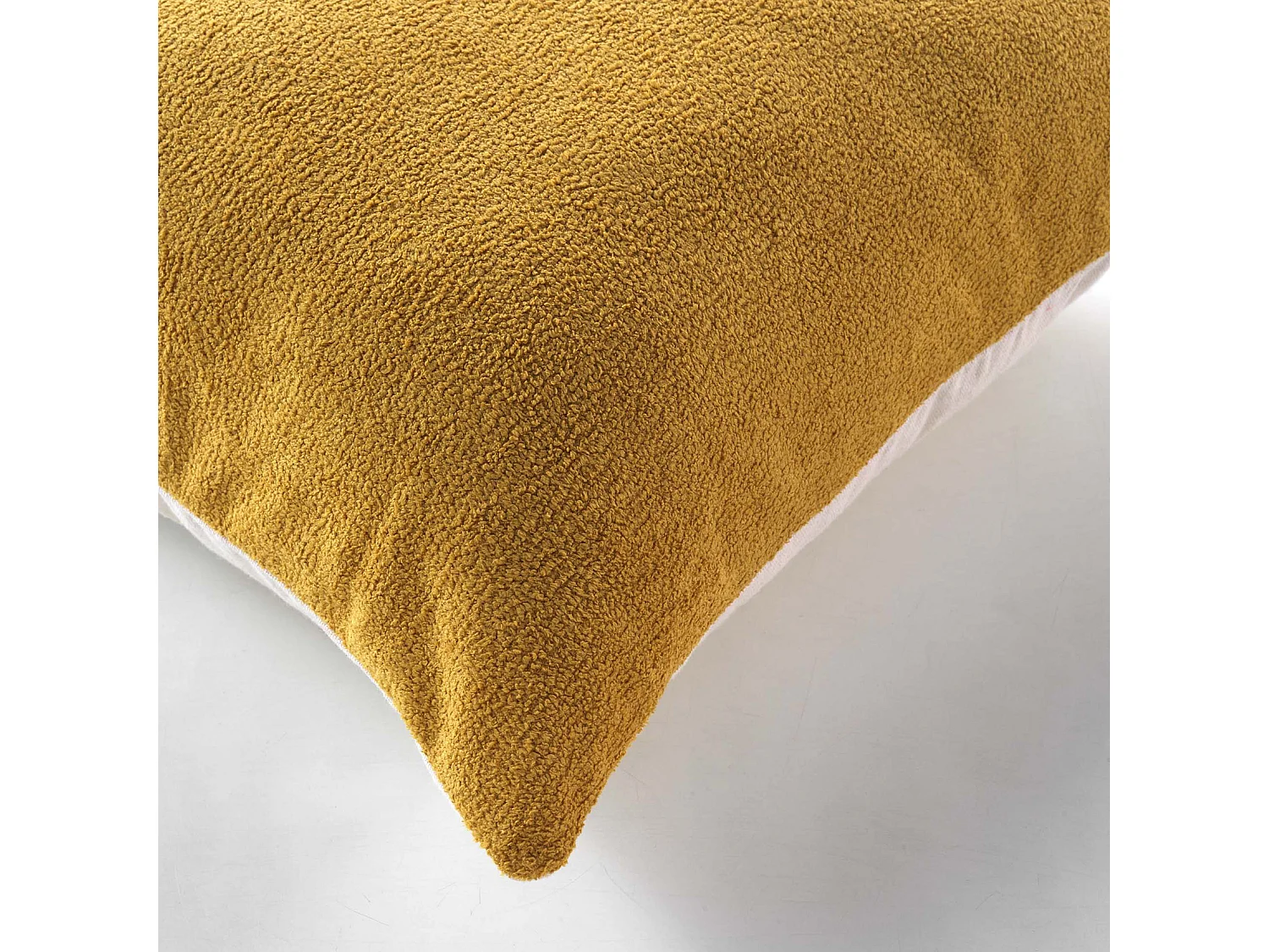 Coussin Déco Bouclette "Tessa" 45x45cm Jaune