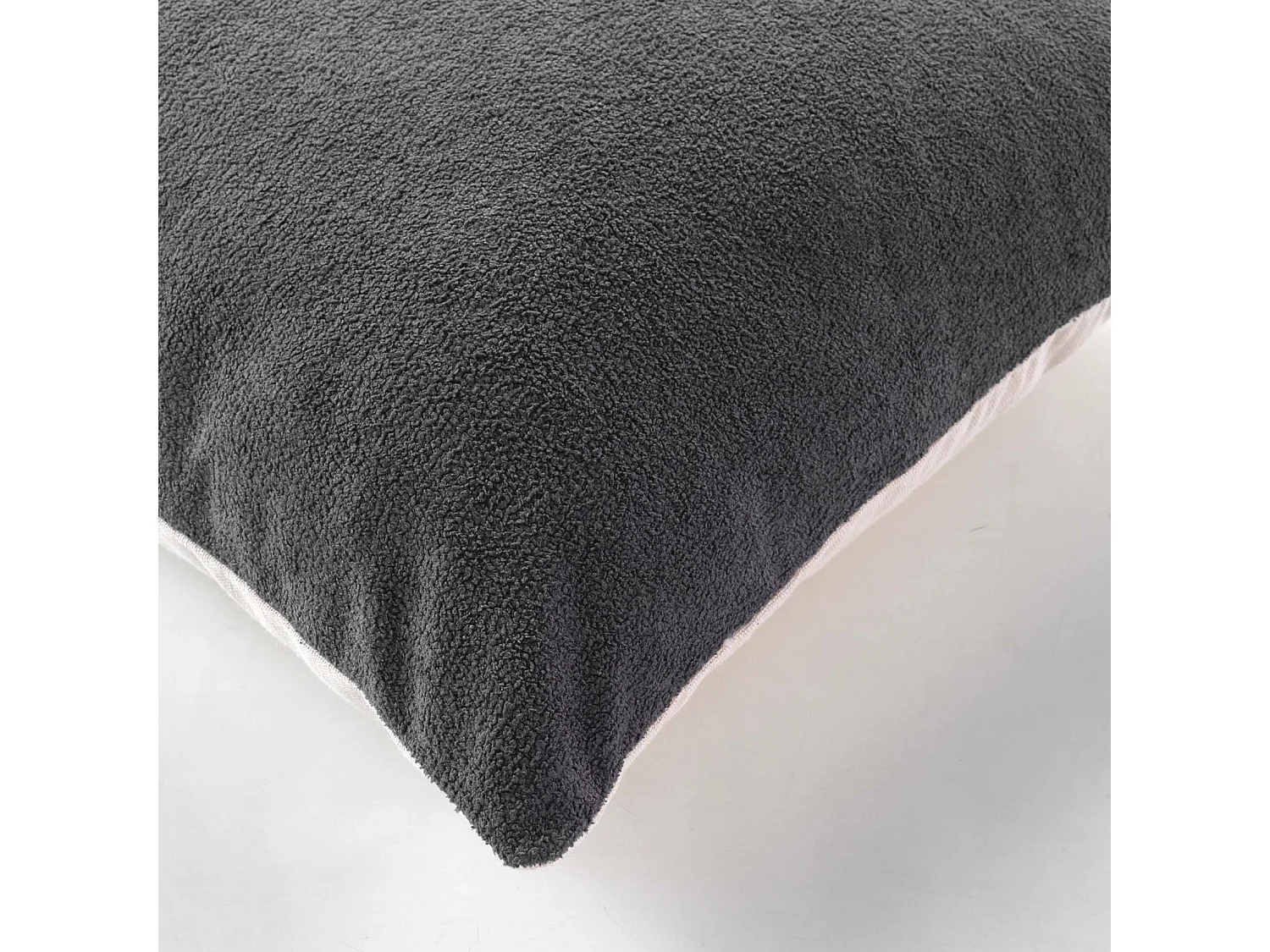 Coussin Déco Bouclette "Tessa" 45x45cm Anthracite