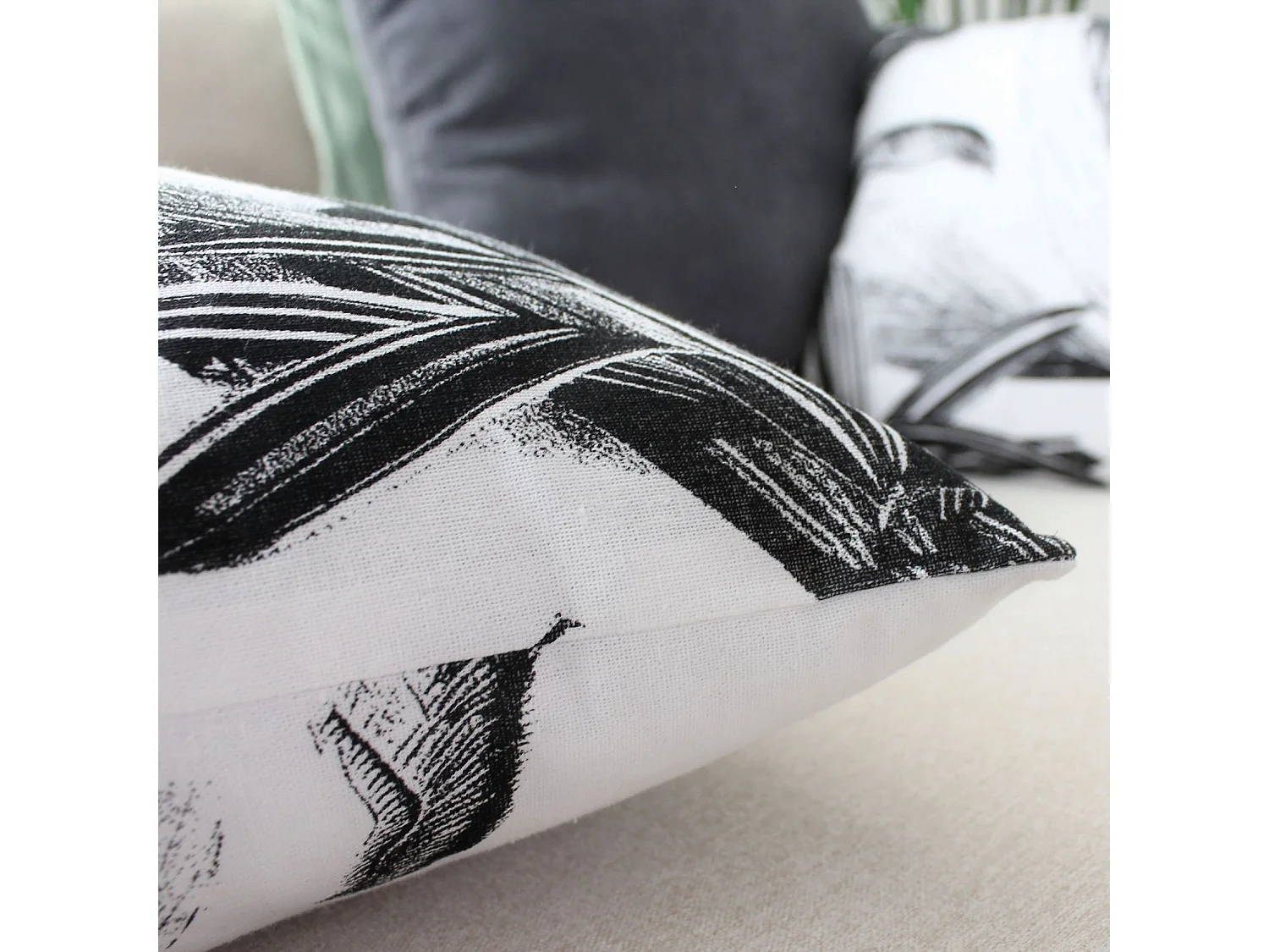 Coussin déhoussable en coton recyclé imprimé