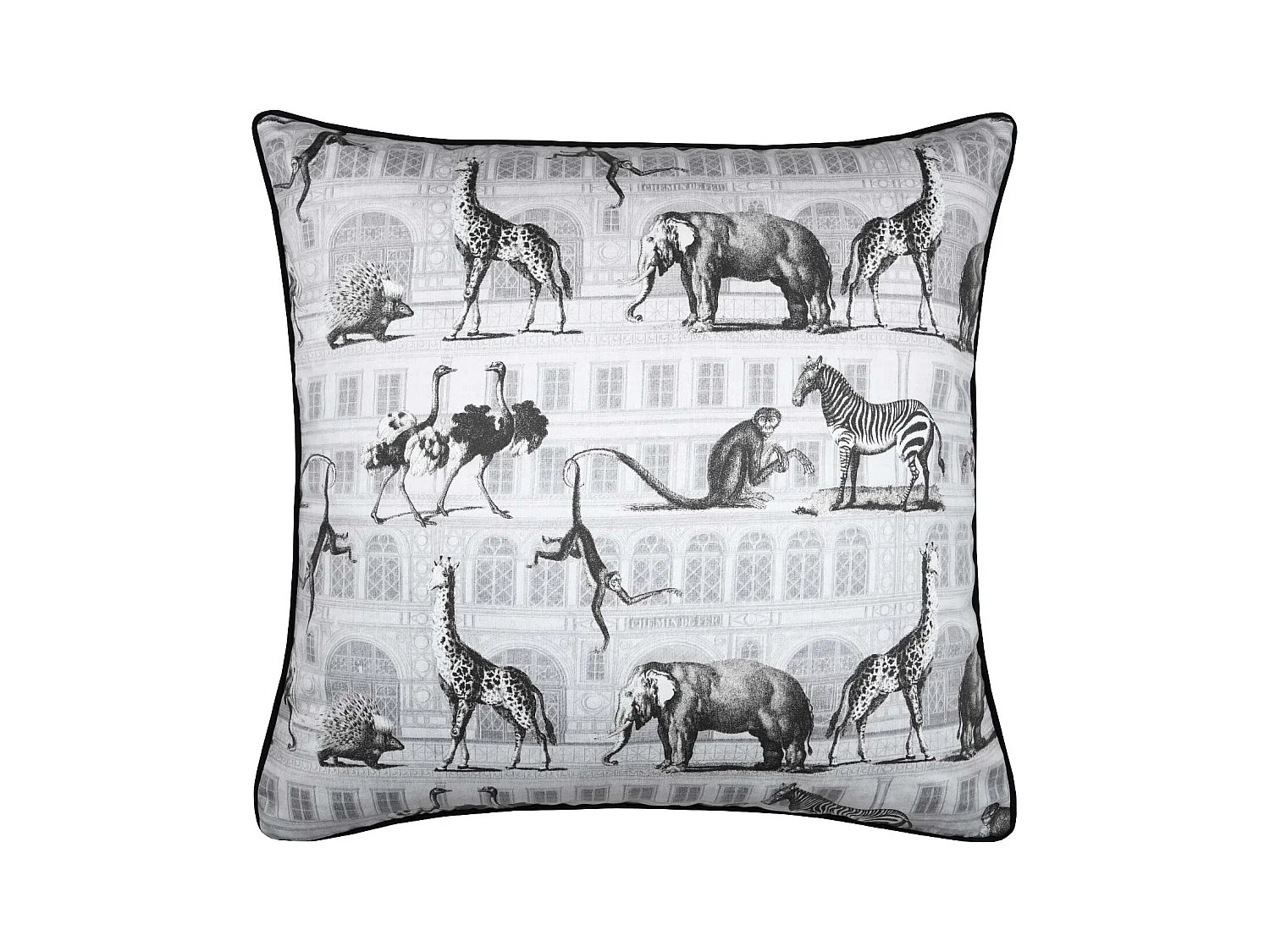 Coussin passepoilé au style décalé