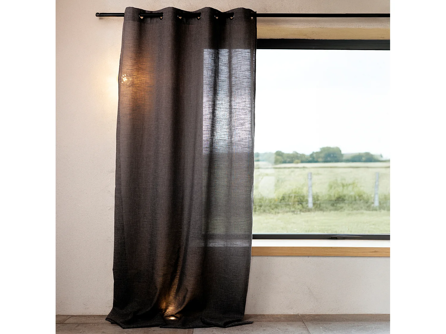 Einfarbiger Leinenvorhang mit Ösen 140 x 260 cm