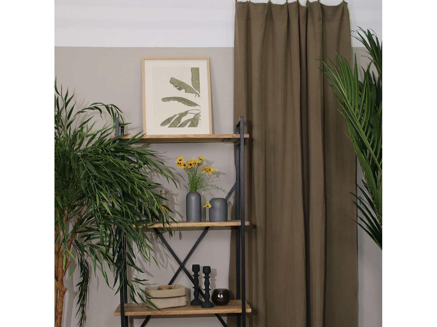 Geschlossener Vorhang mit Clipösen 140 x 250 cm