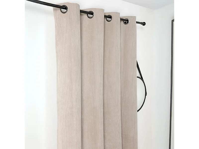 Rideau obscurcissant et isolant en velours côtelé