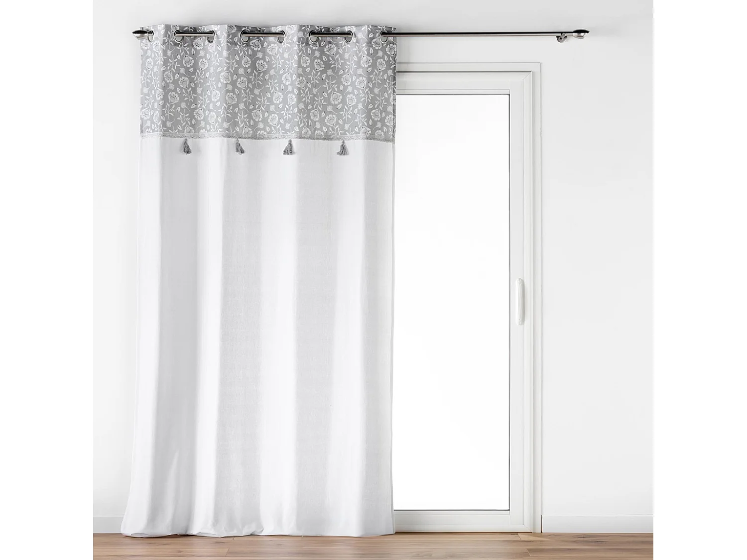 Cortina con Ojetes Flavie Flores 140 x 240 cm